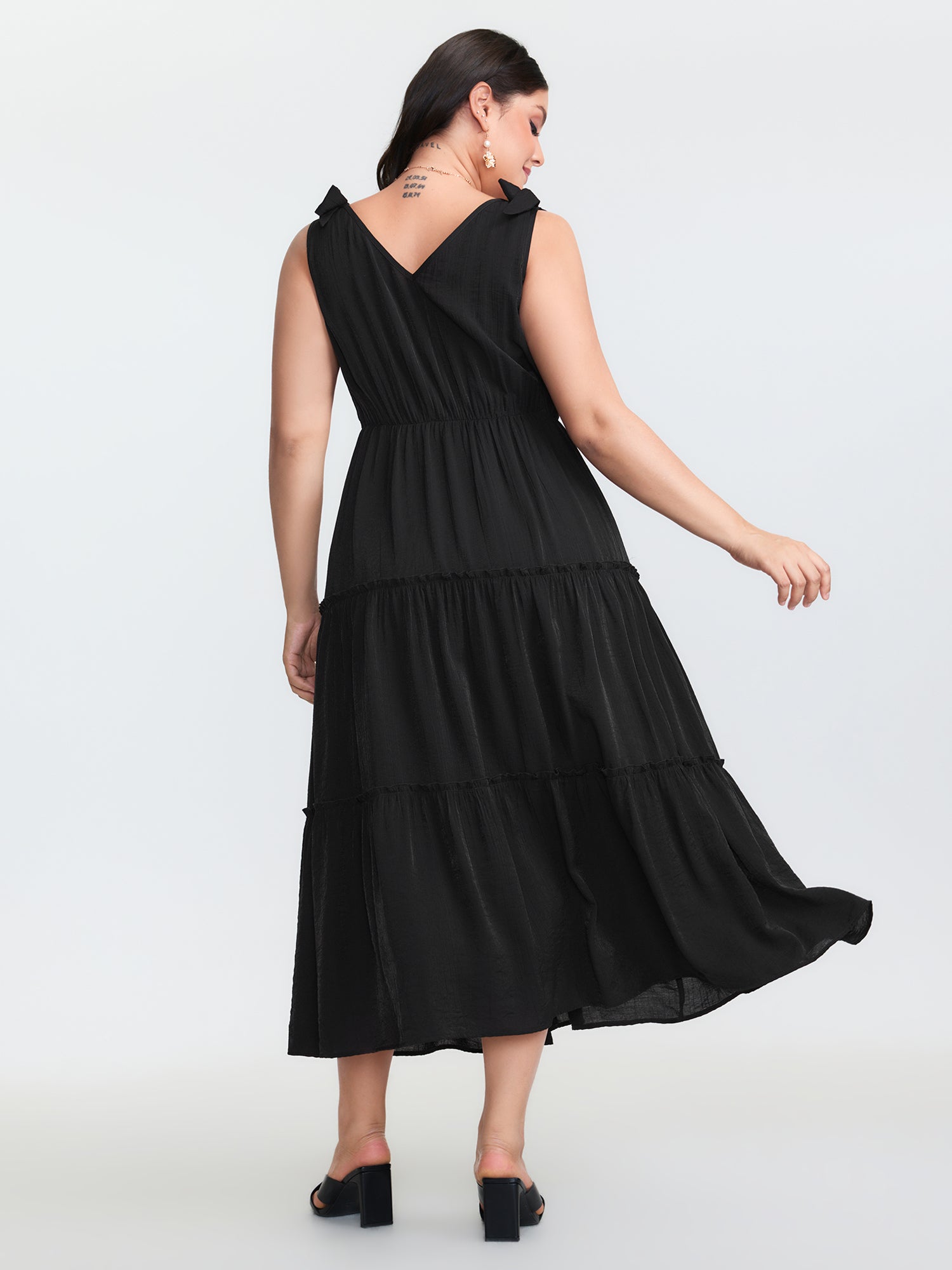 Classic Shoulder-Tie Tiered Maxi Dress