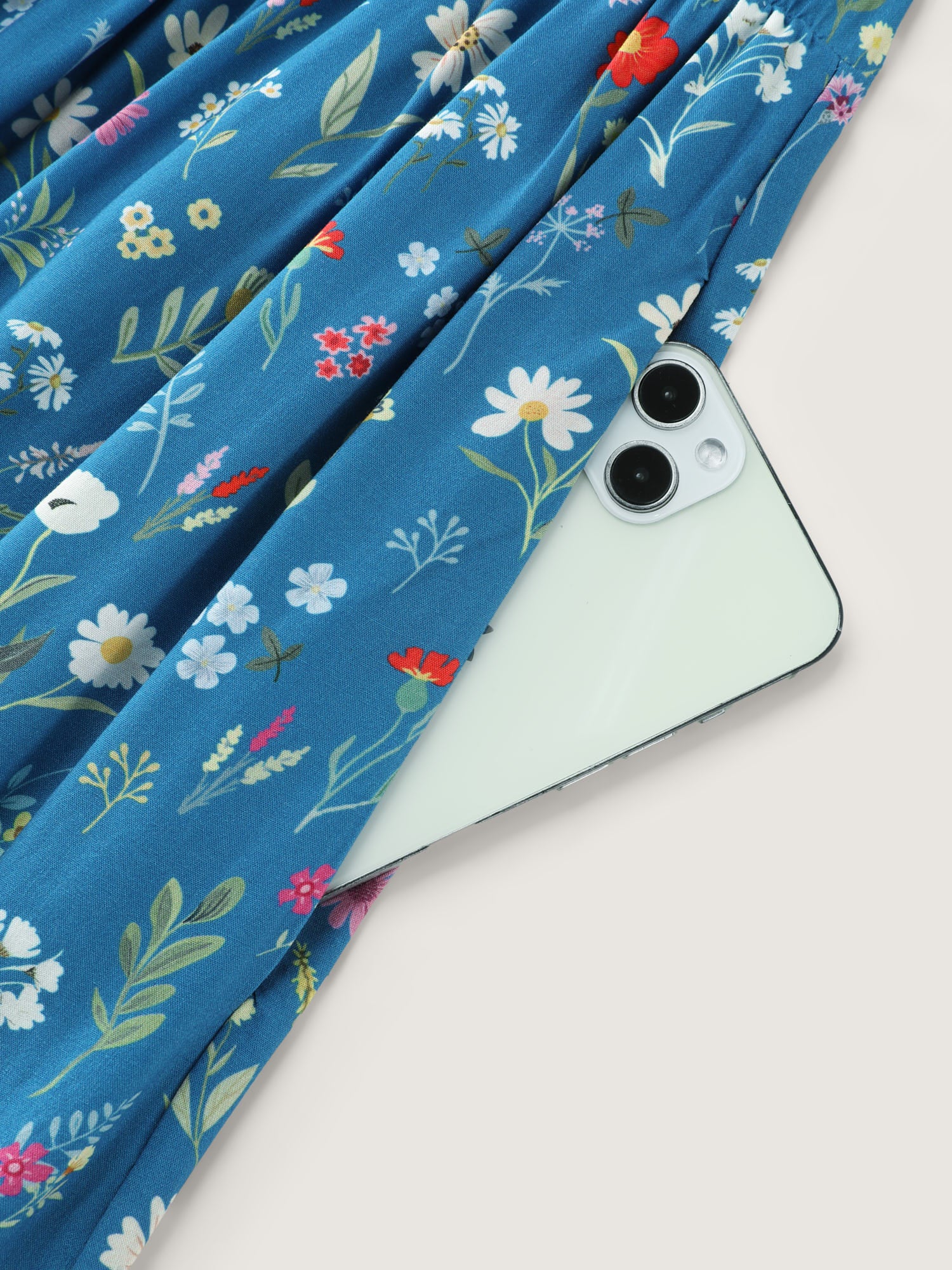 Floral Print Pockets Tiered Maxi Dress