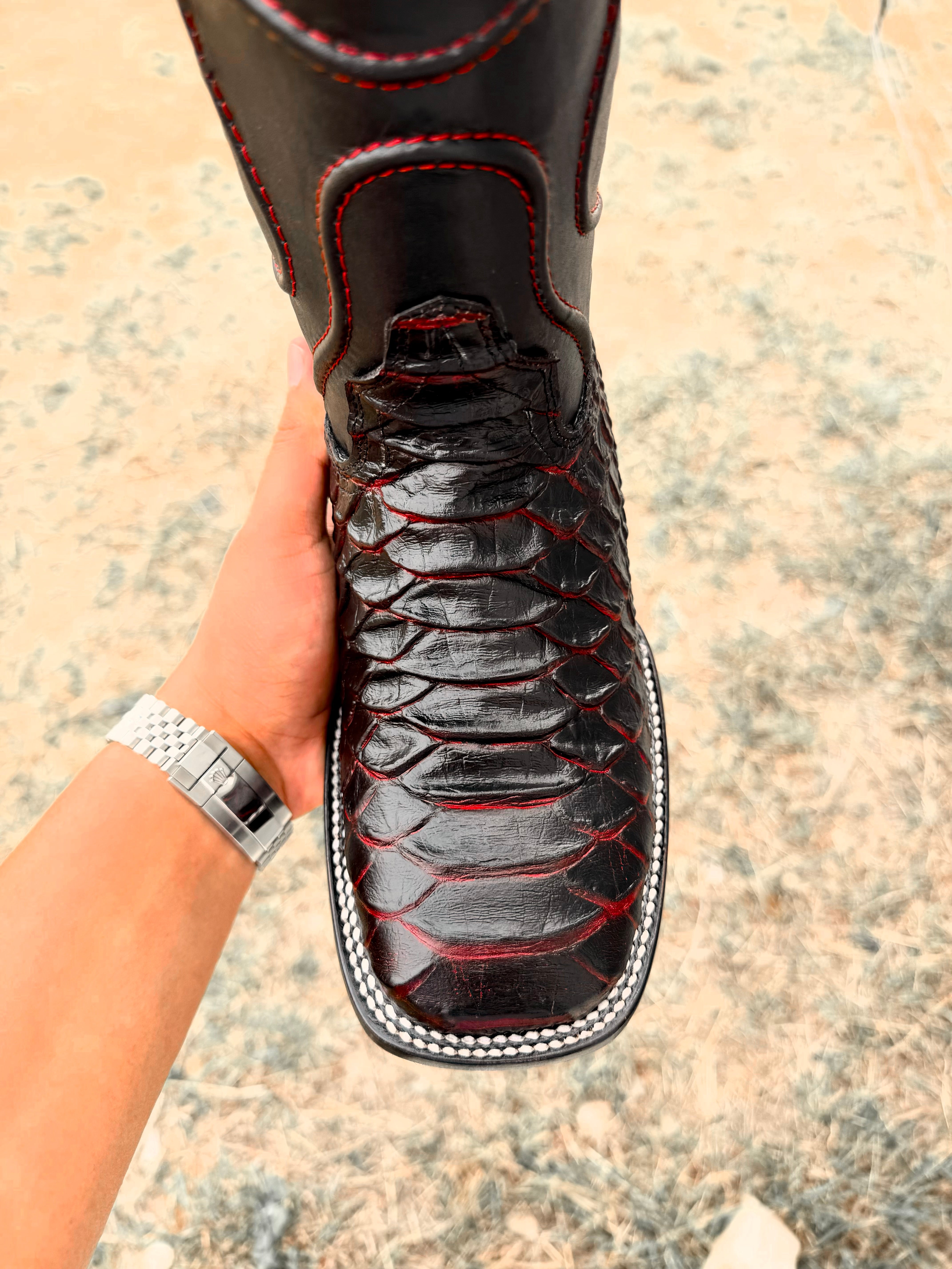 BLOWOUT SALE BOOT #26🚨