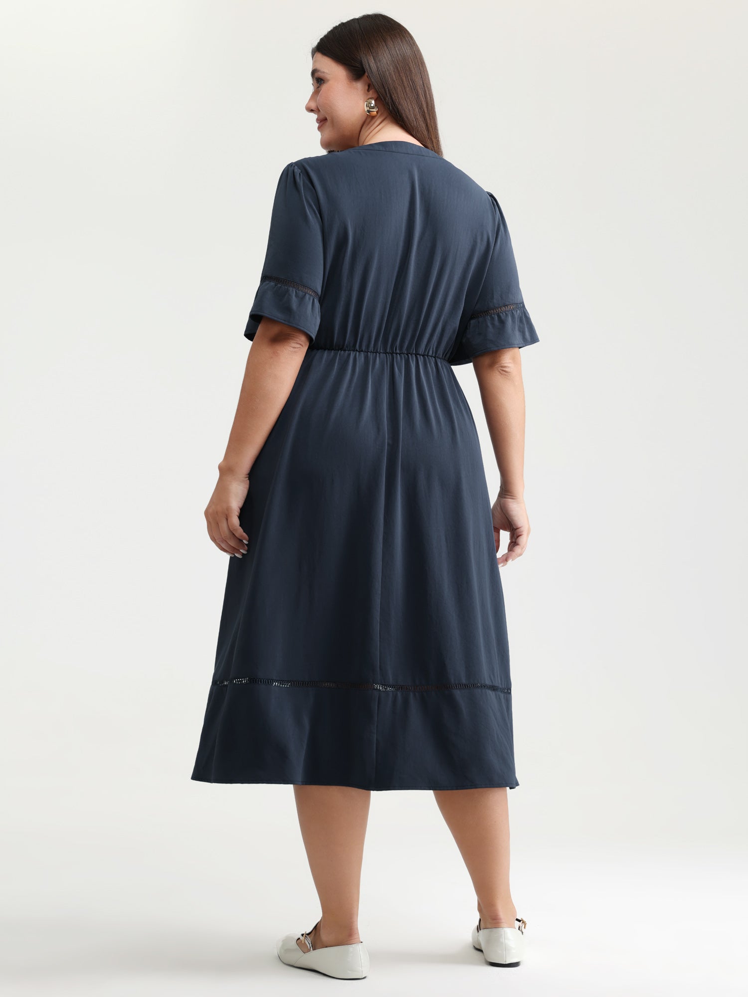 Eyelet Trim Pockets Button-Placket Midi Dress