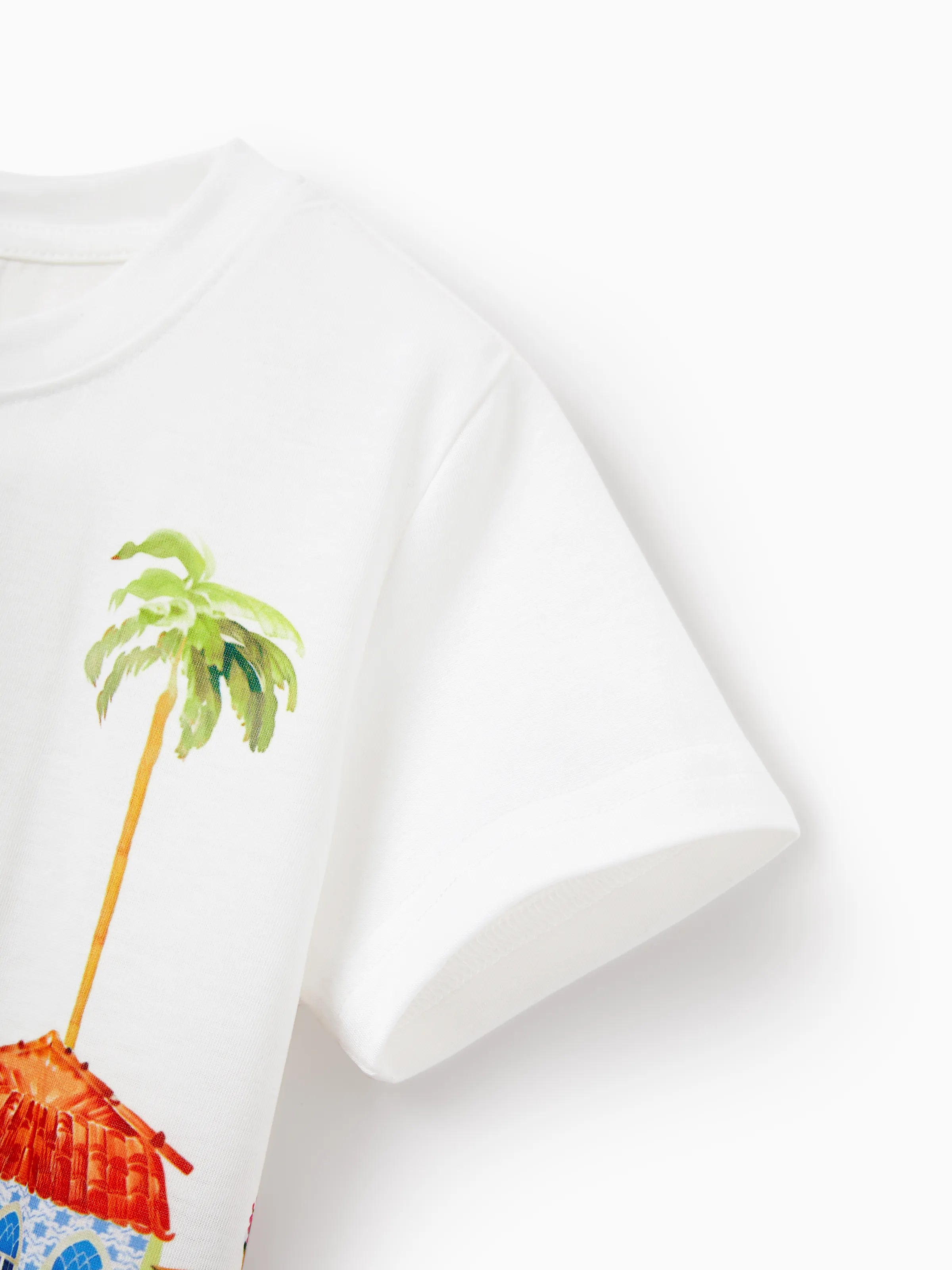 Family Matching Vacation Set Tropical Pineapple Coconut Tree Print Short-sleeve T-shirt or Hollow out Strap Dress for Summer Vacation  White