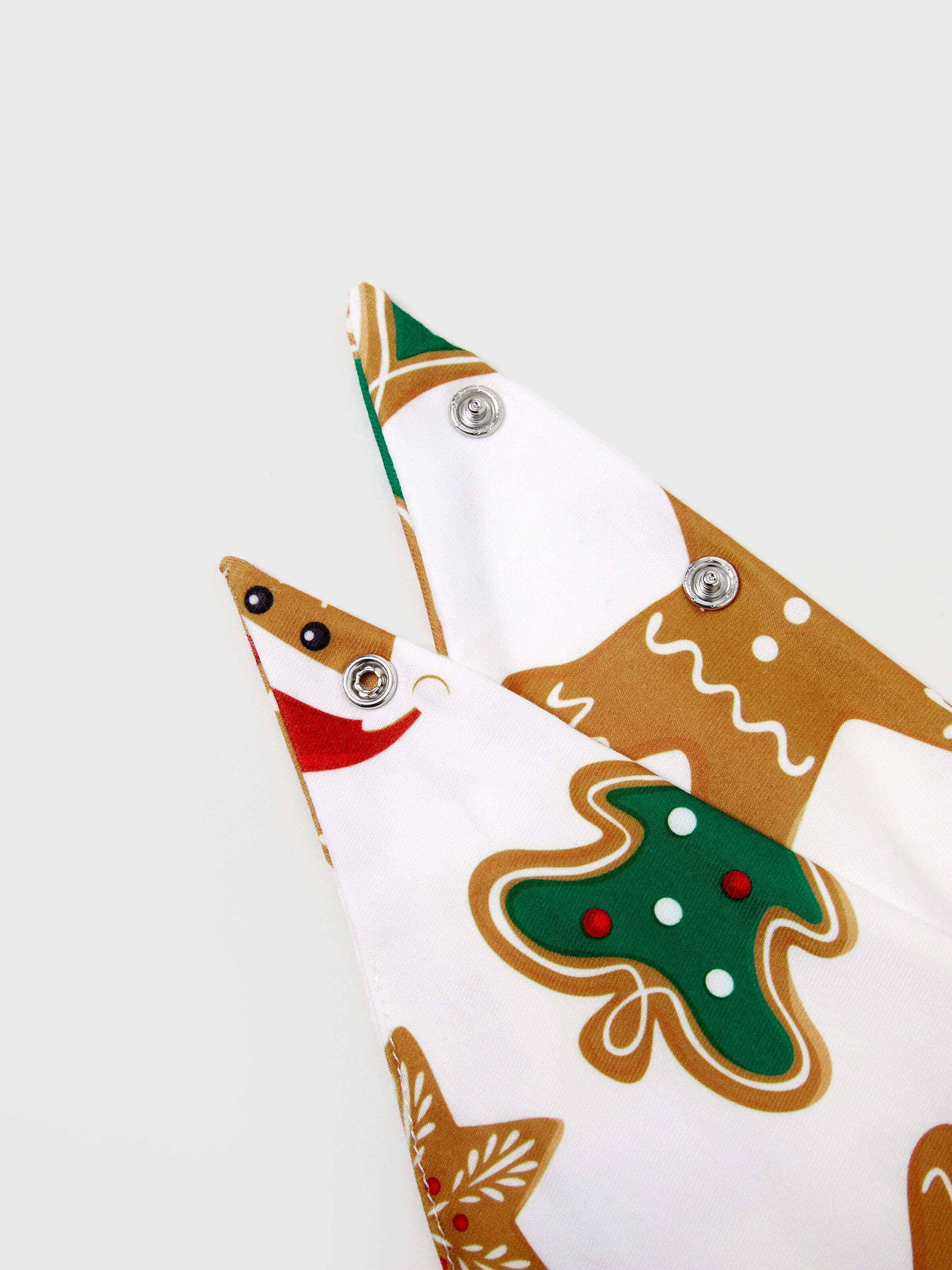 Christmas Family Matching Cartoon Gingerbread Man and Tree All-over Print Long-sleeve Pajamas Sets with Christmas Socks Coffee