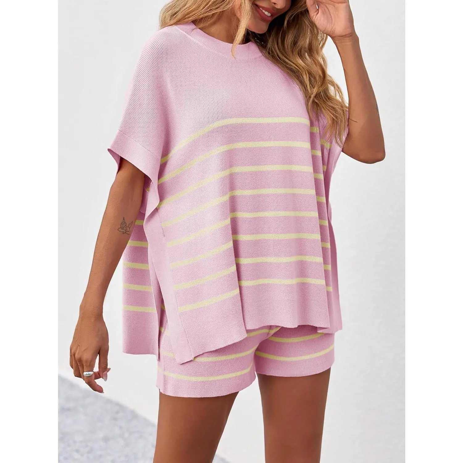 Women's Striped 2 Piece Outfits Oversized Batwing Short Sleeve Tops High Waisted Shorts Summer Knit Lounge Short Sets