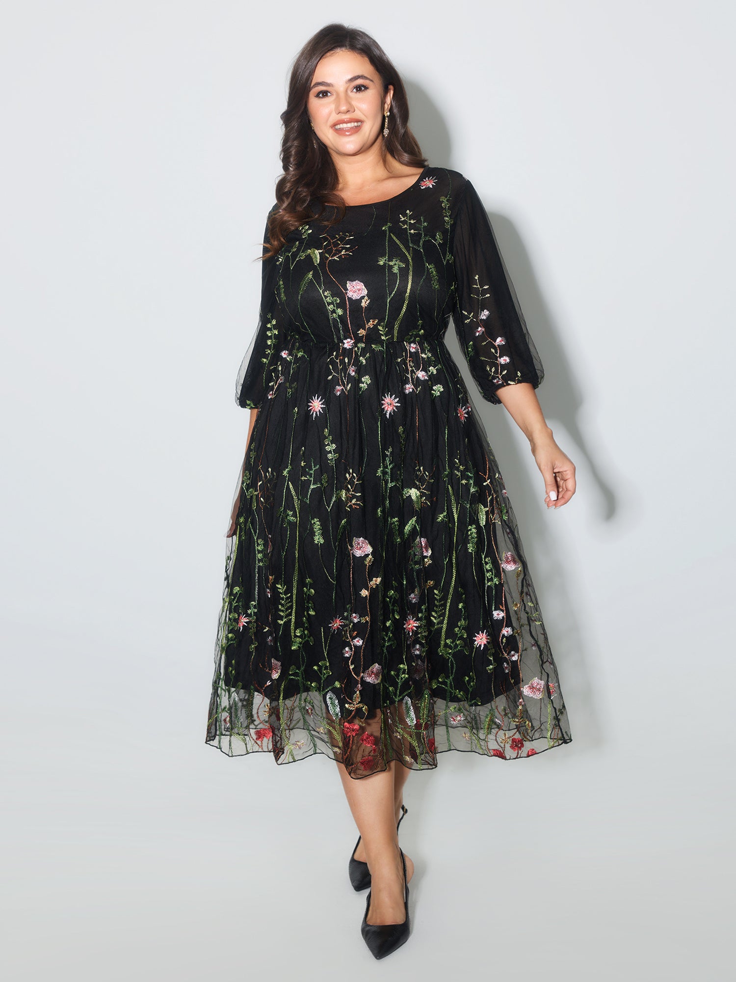 Floral Embroidered Elastic Waist Lined Midi Dress