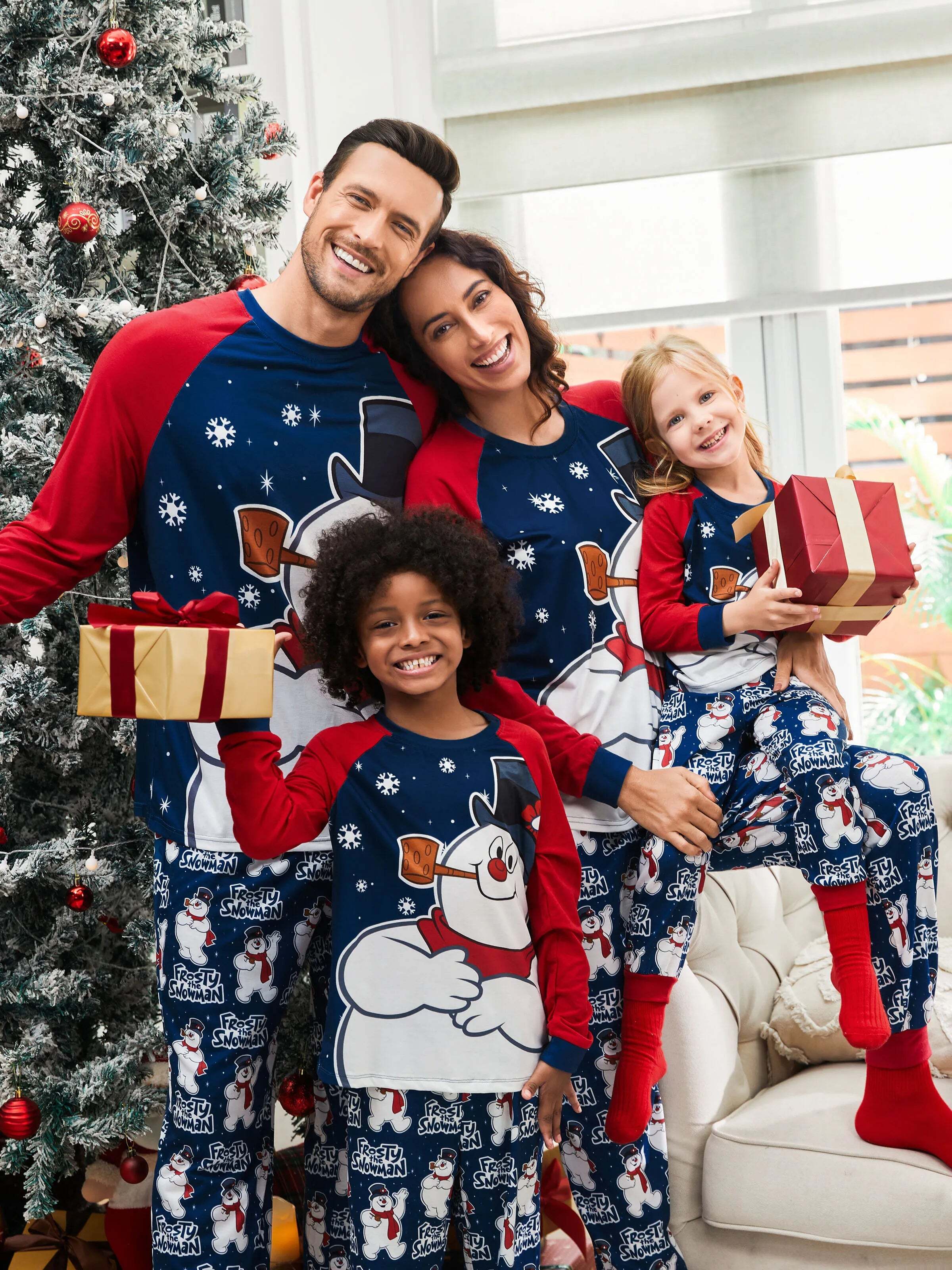 Frosty The Snowman Christmas Family Matching Color-block Pajamas Sets with Christmas Socks
