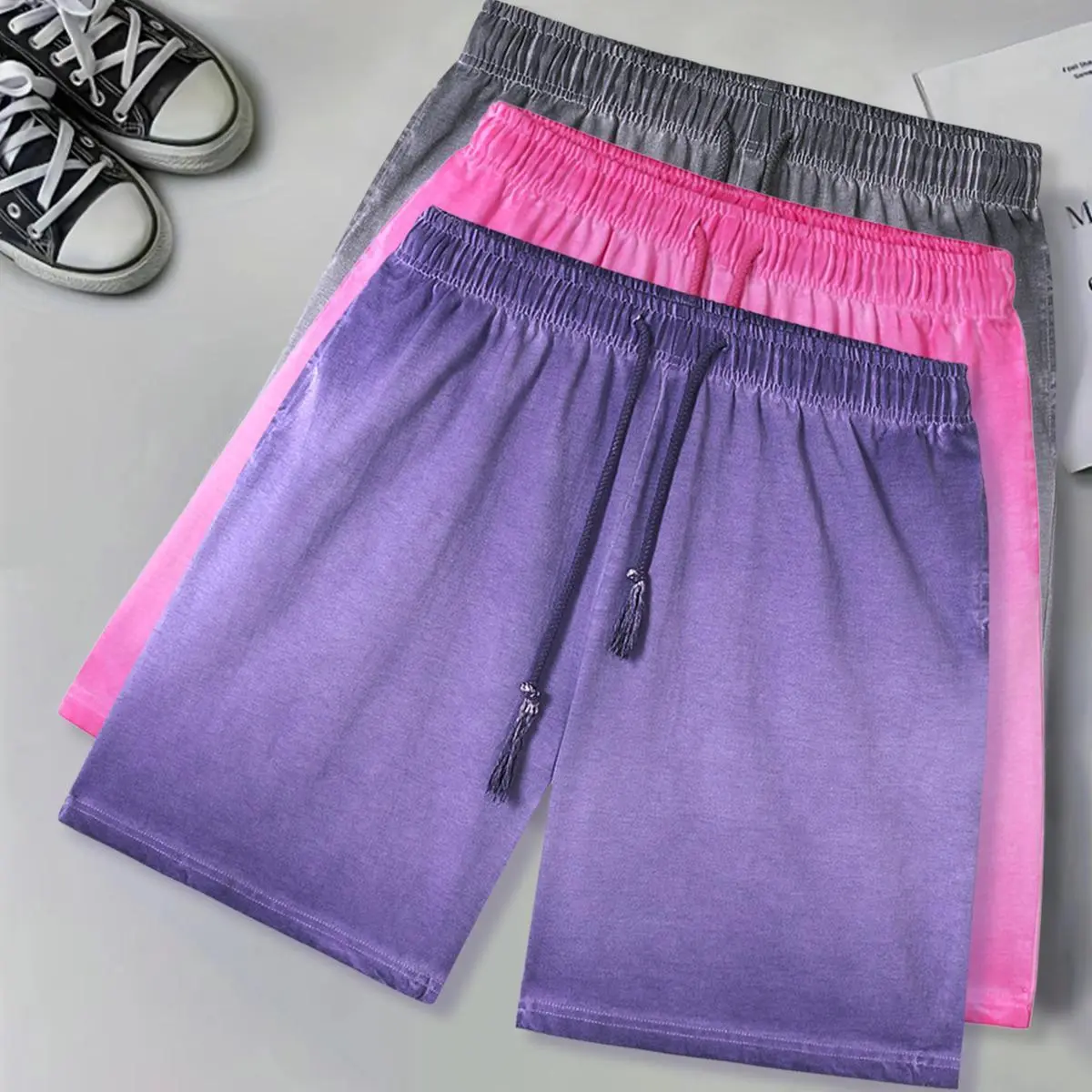 Fashion Tshirt & Shorts Set Summer Washed Cotton Dirty Washed Trendy Gradient Color Men's and Women's Suits, Short-sleeved Tops Paired with Shorts, Retro Outfits.