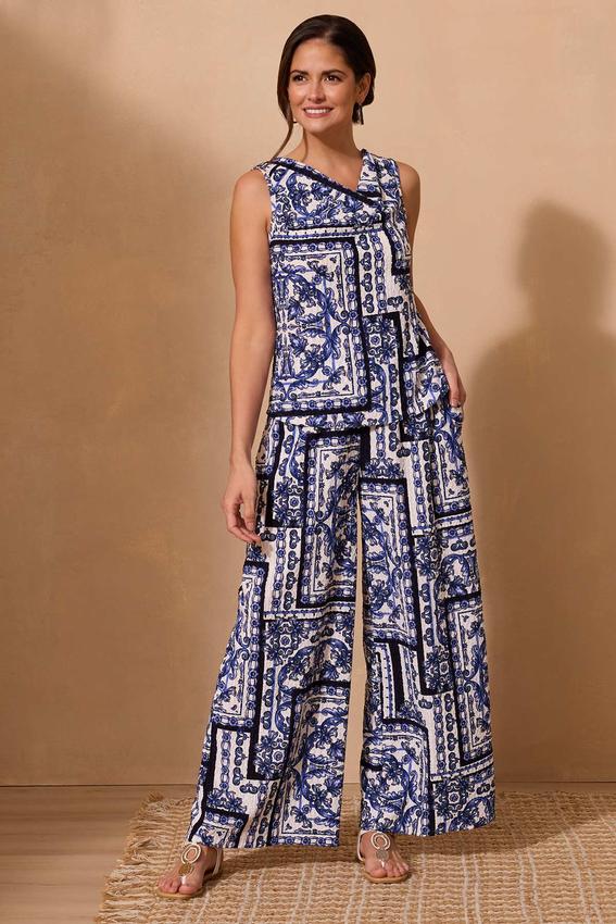 Textured Blue Floral Pants