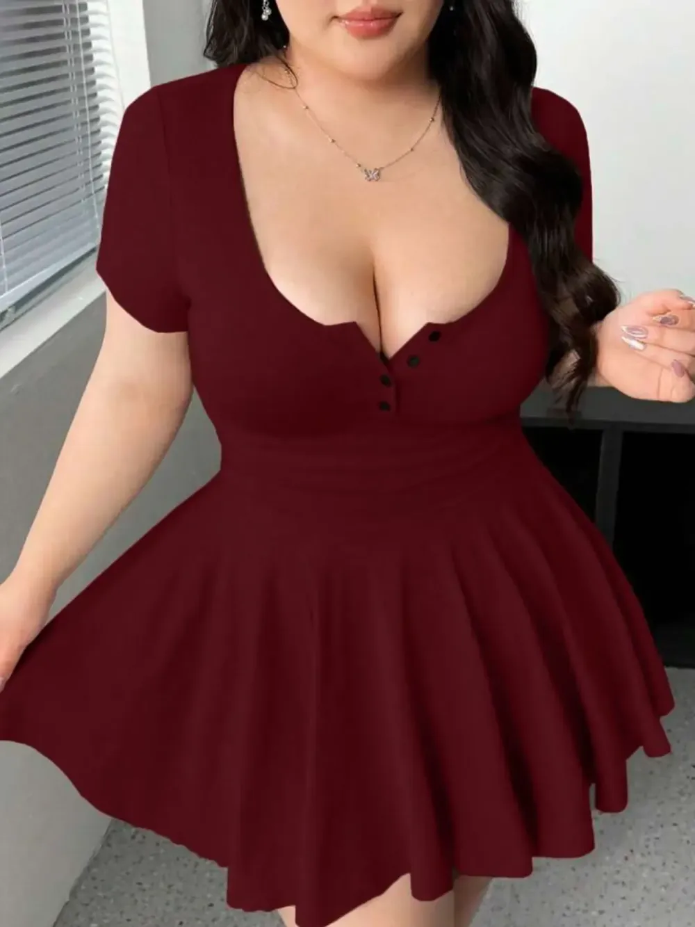 Plus-Size Womenswear Black Short Sleeve U-Neck Flared Mini Dress, Casual Style, Casual Wear