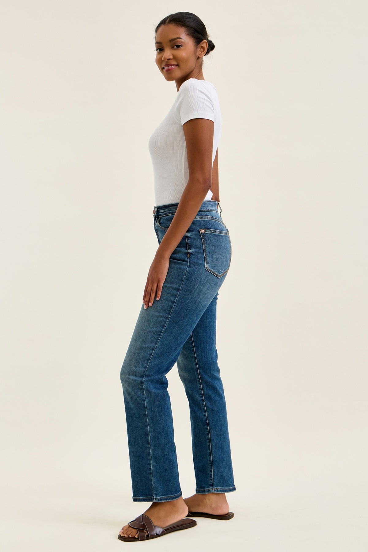 Kimberly Straight Fit (Dark Wash)