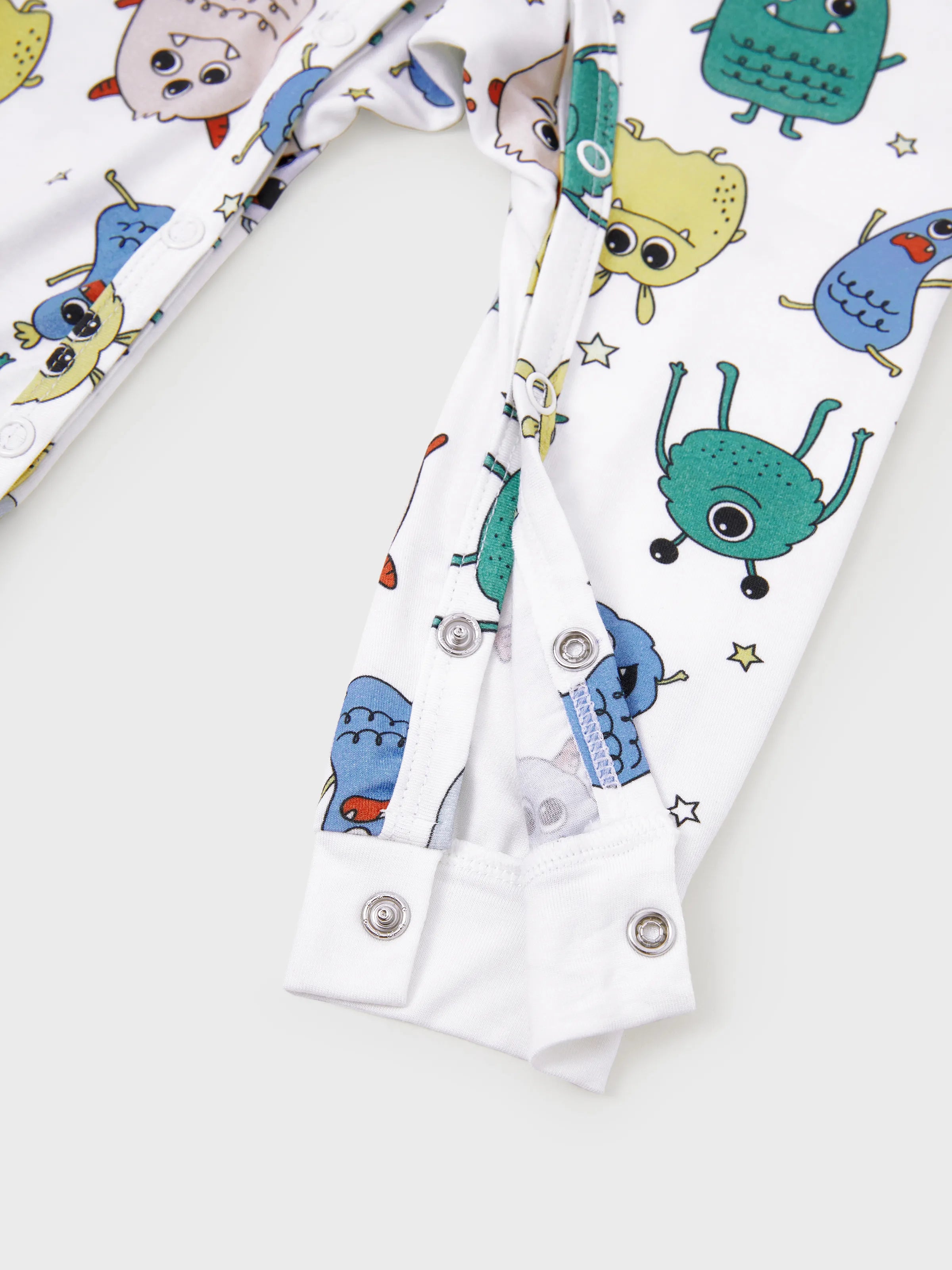 Bamboo Family Pajamas Cute Little Monster Print Short-sleeve Matching Pajama Set ( Snug-Fitting for Children ) White