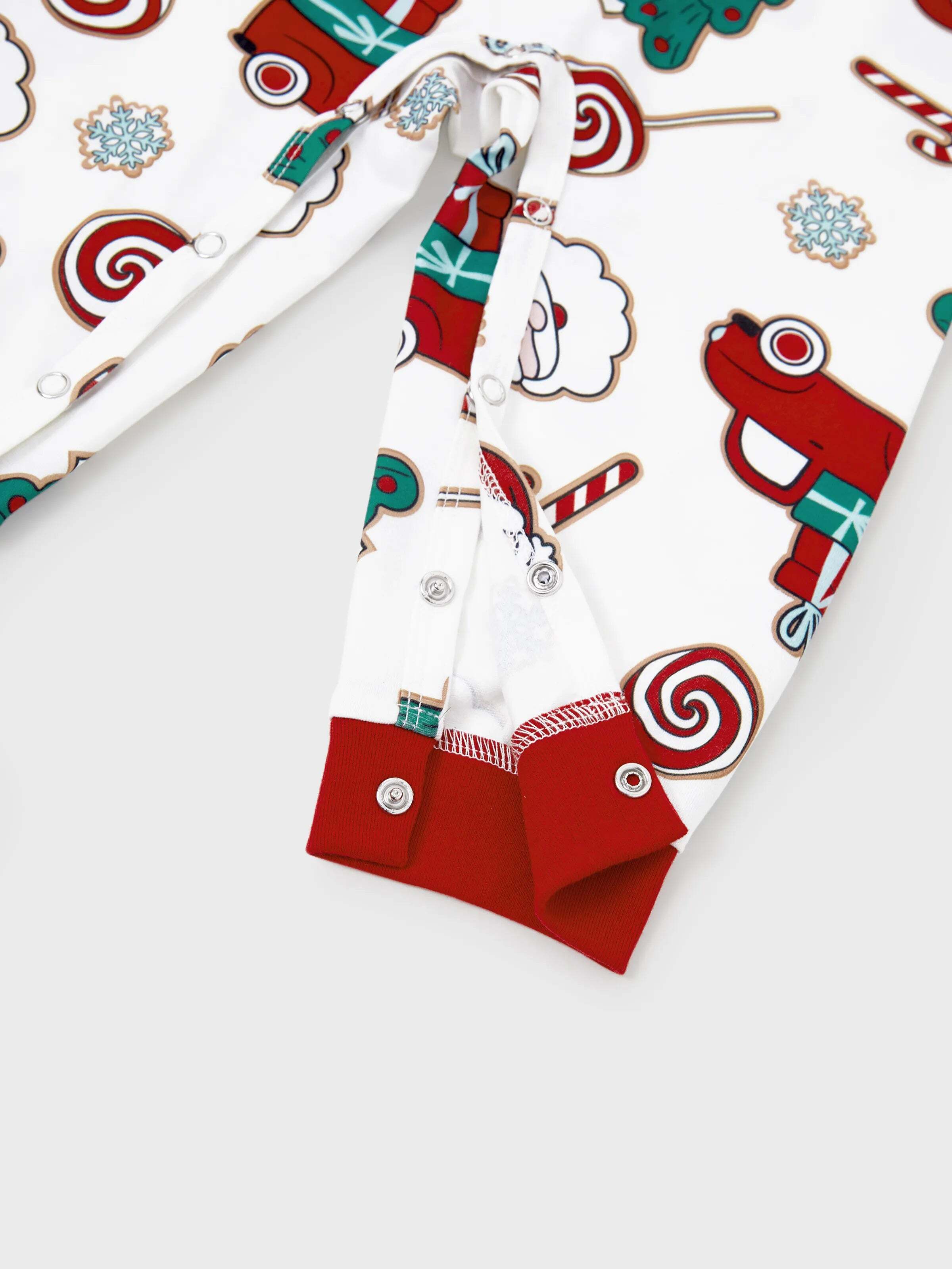 Christmas Matching Family Pajamas Set Santa Claus and Christmas Tree Print White PJS with Christmas Socks White