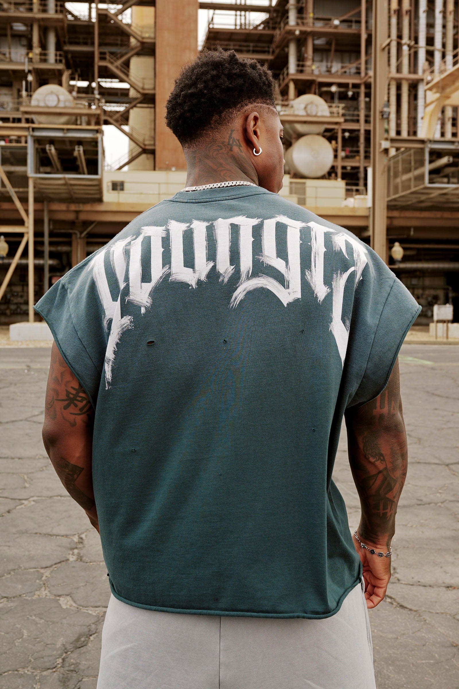 3056 - Drop Shoulder Cut-Offs