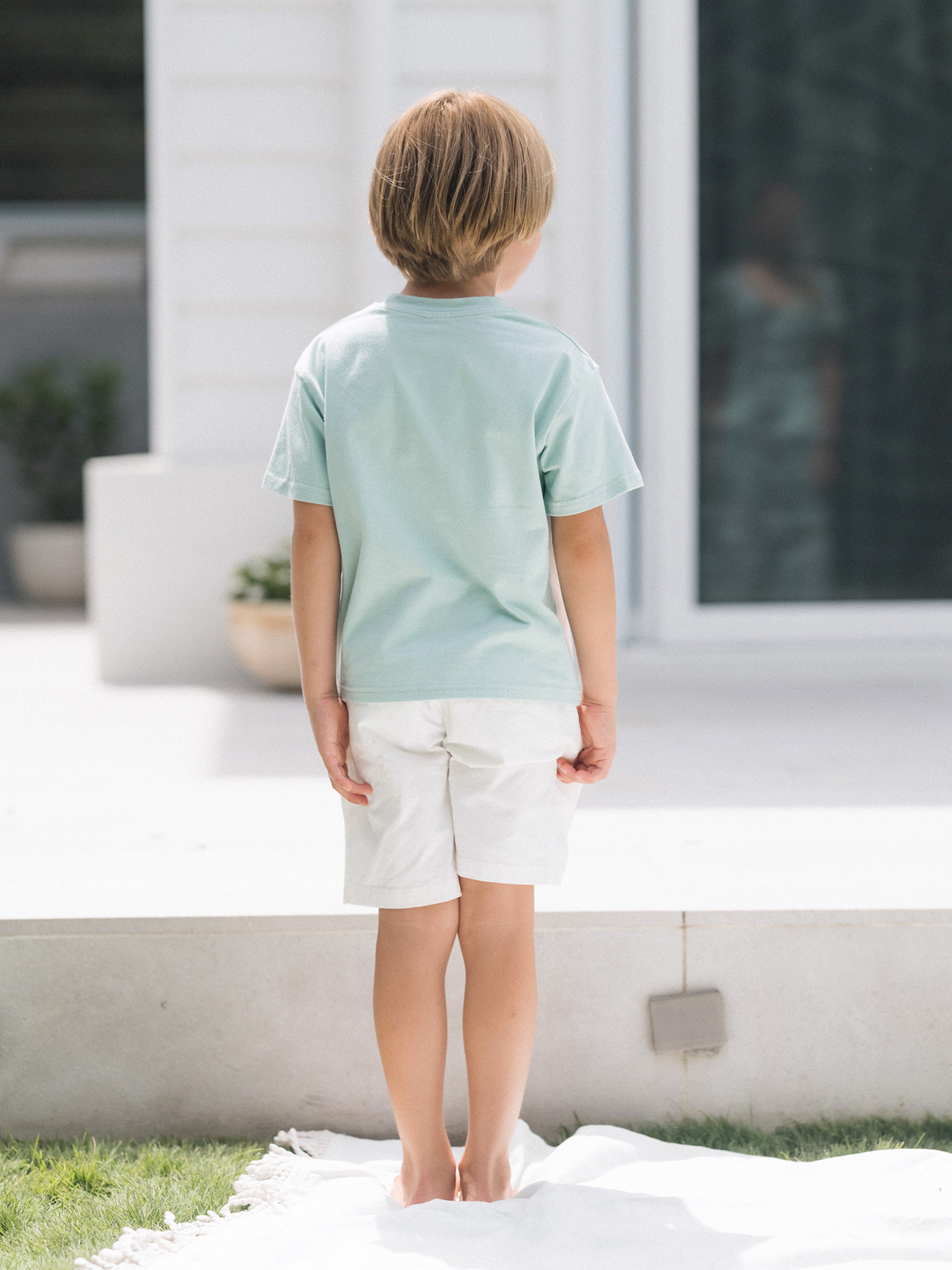 Family Matching T-Shirt & Dress Set Polka Dot Puff-sleeve Dress for Mom, Daughter & Baby, Color Block Cotton Tee for Dad & Son, Perfect for Family Outings & Photos Light Green
