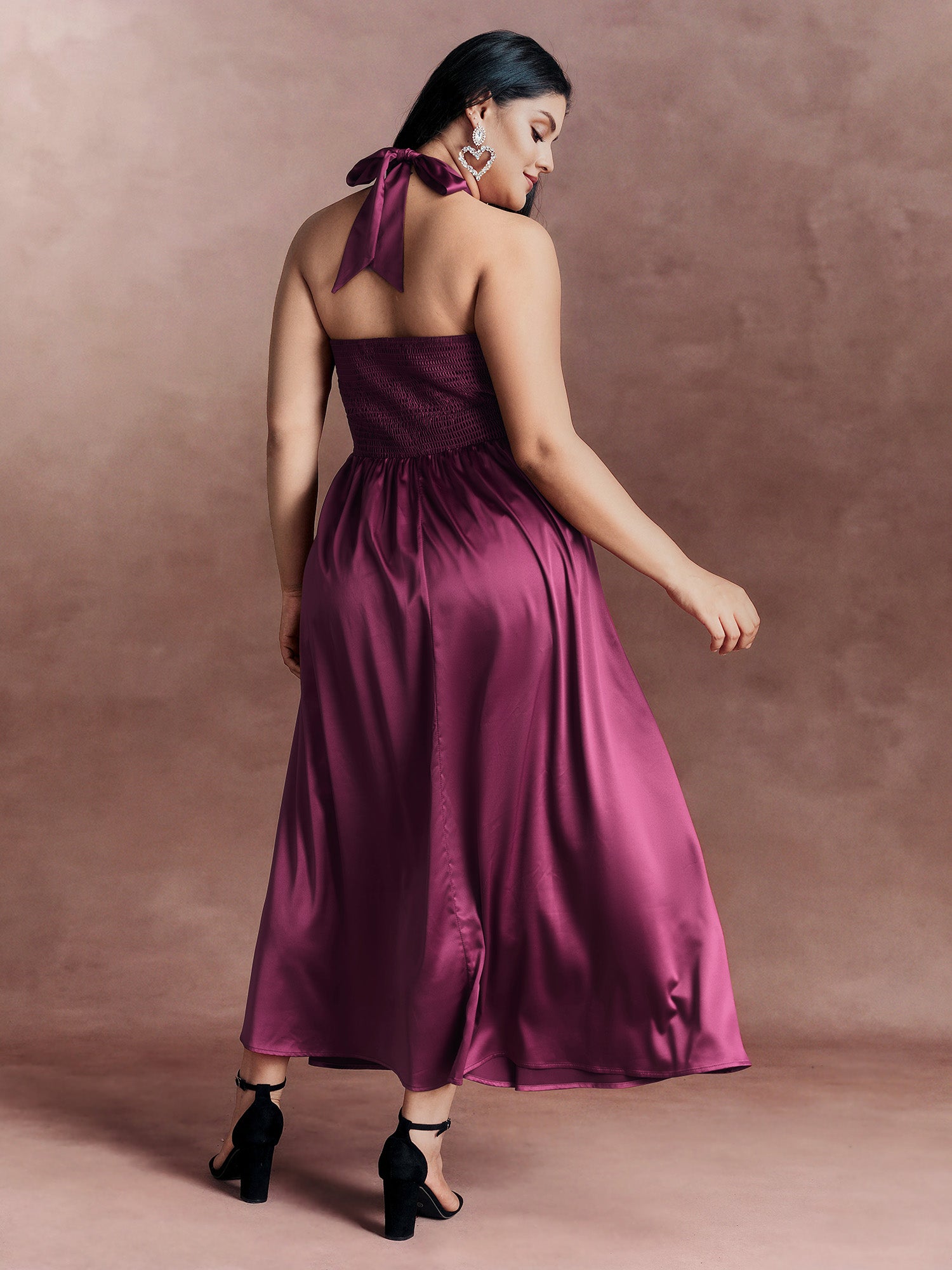 Halter Neck Metallic Detail Satin Maxi Dress