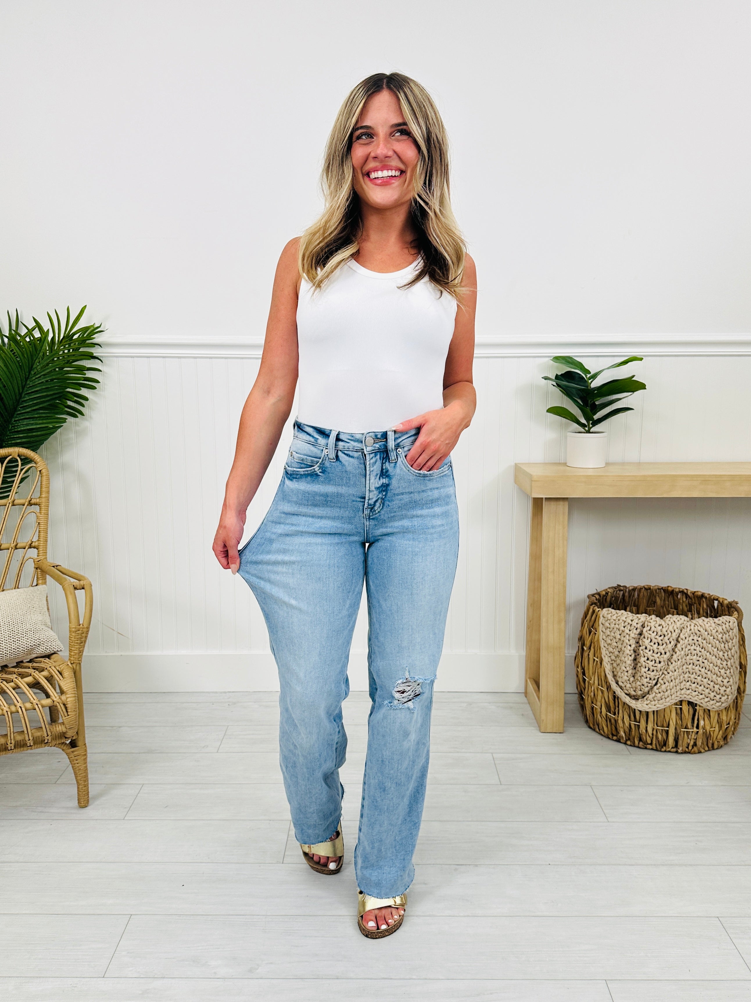 MOCO Exclusive Just Like That Wide Leg Jeans