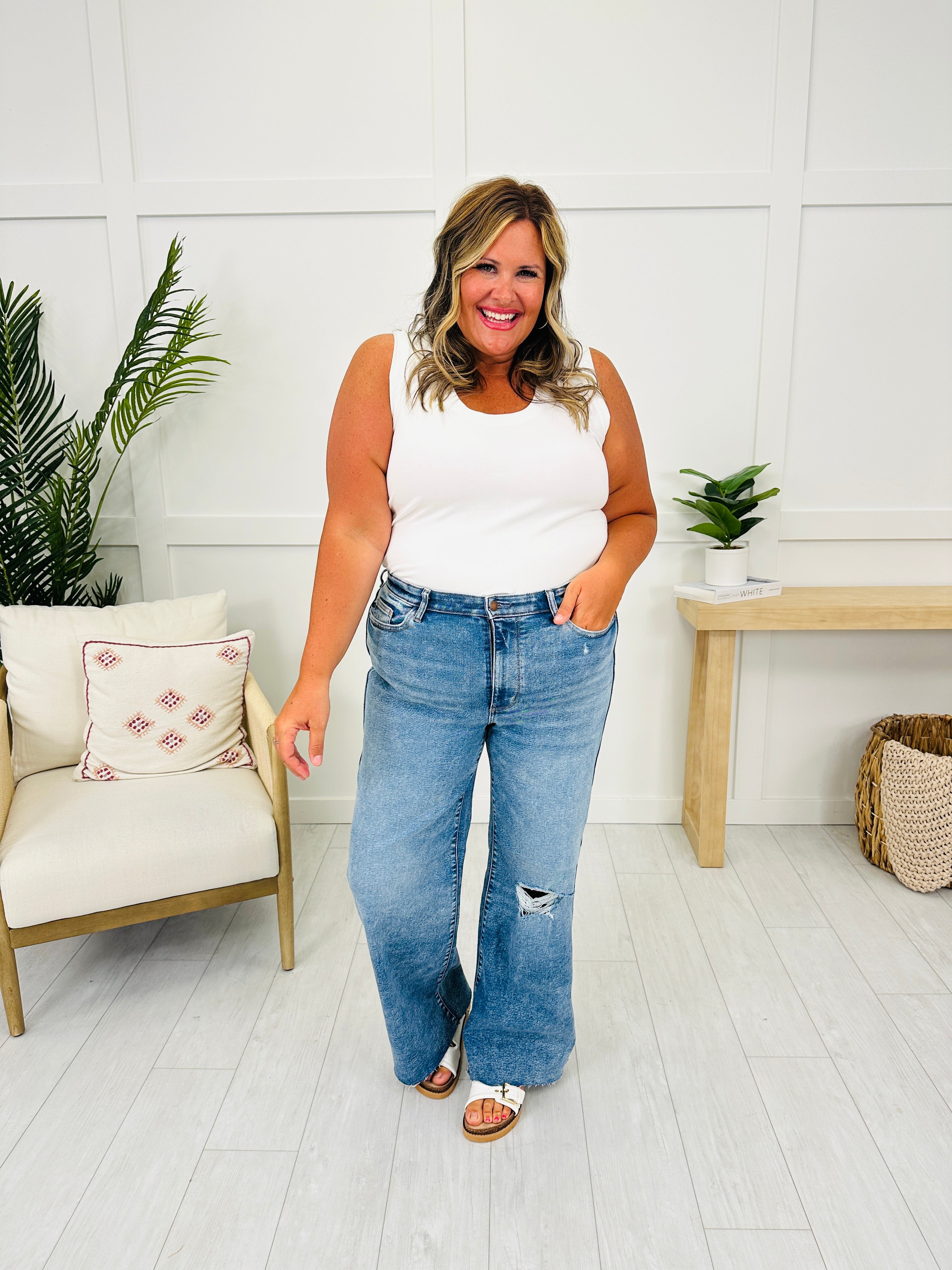 Judy Blue Flow With It Wide Leg Vintage Wash Jeans