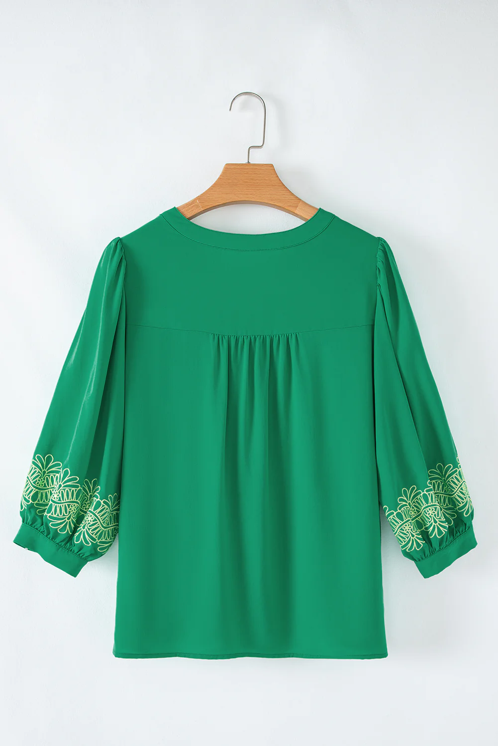 Contrast Floral Embroidered 3/4 Sleeve Notched V Neck Elegant Blouse