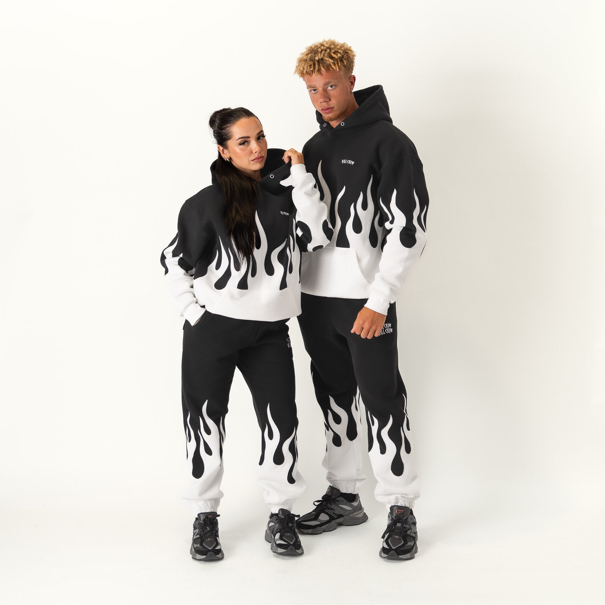 OVERSIZED PREMIUM HEATER HOODIE - BLACK / WHITE