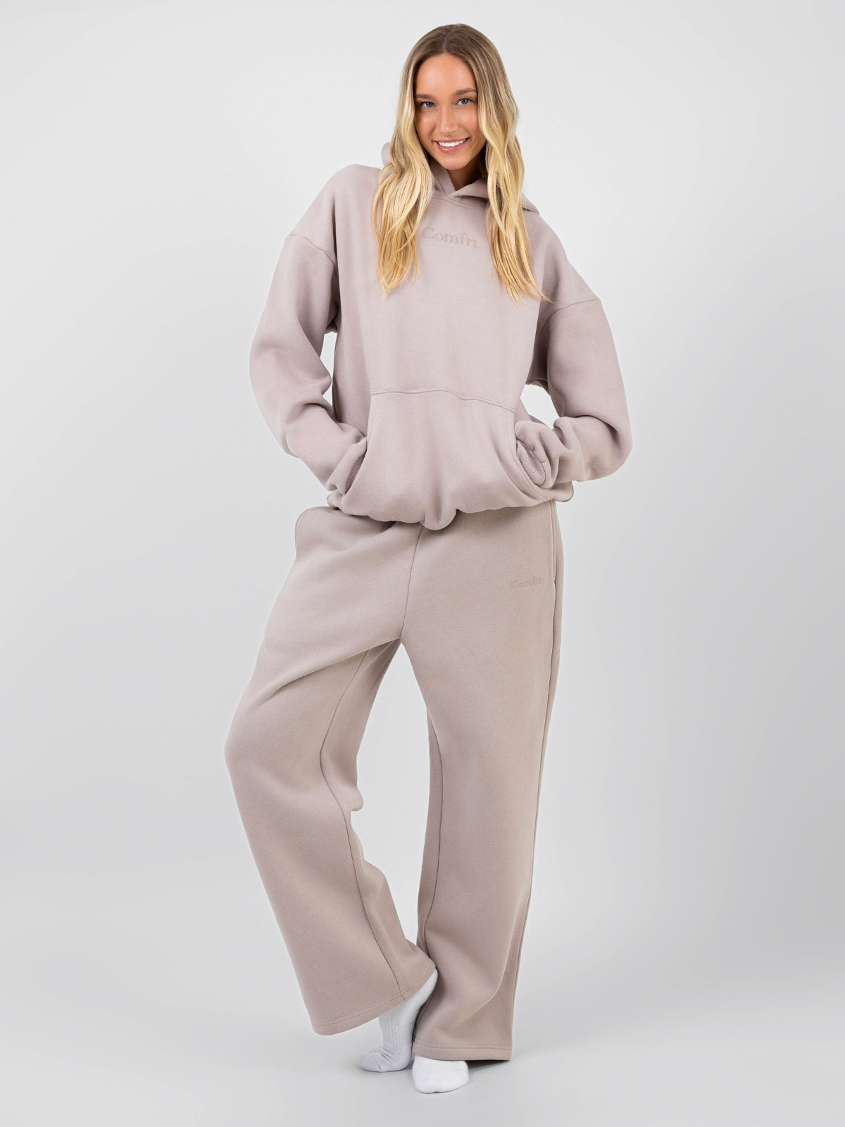 Signature Straight Leg Sweatpants