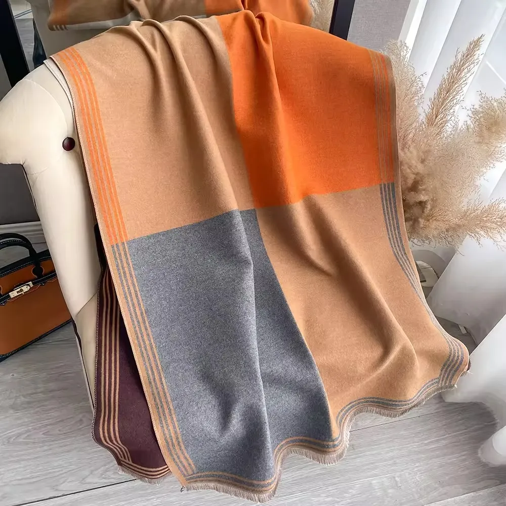 Women's Colorblock Tassel Decor Scarf