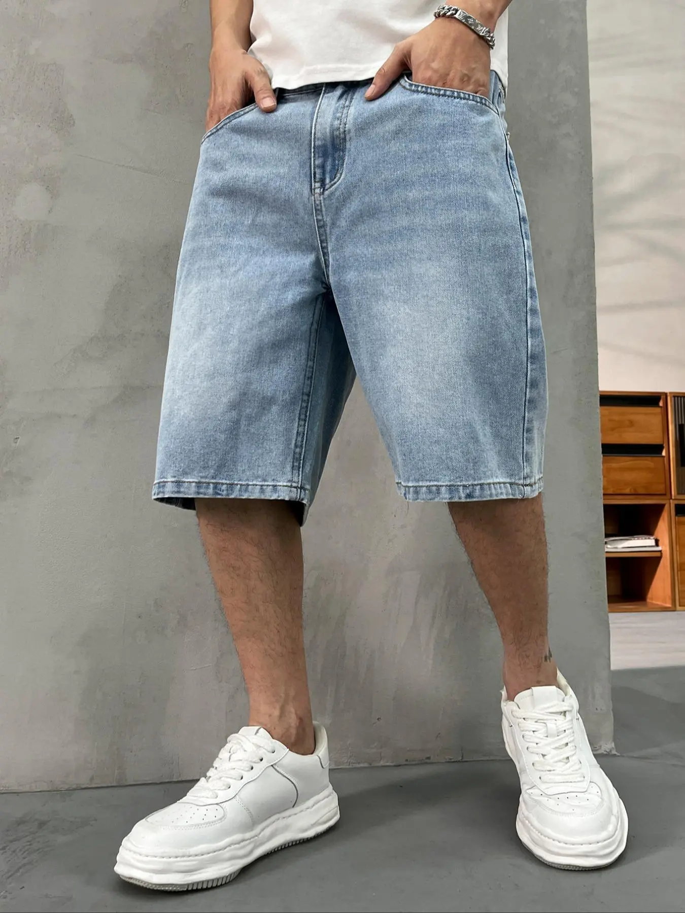 Men's washed retro color denim shorts