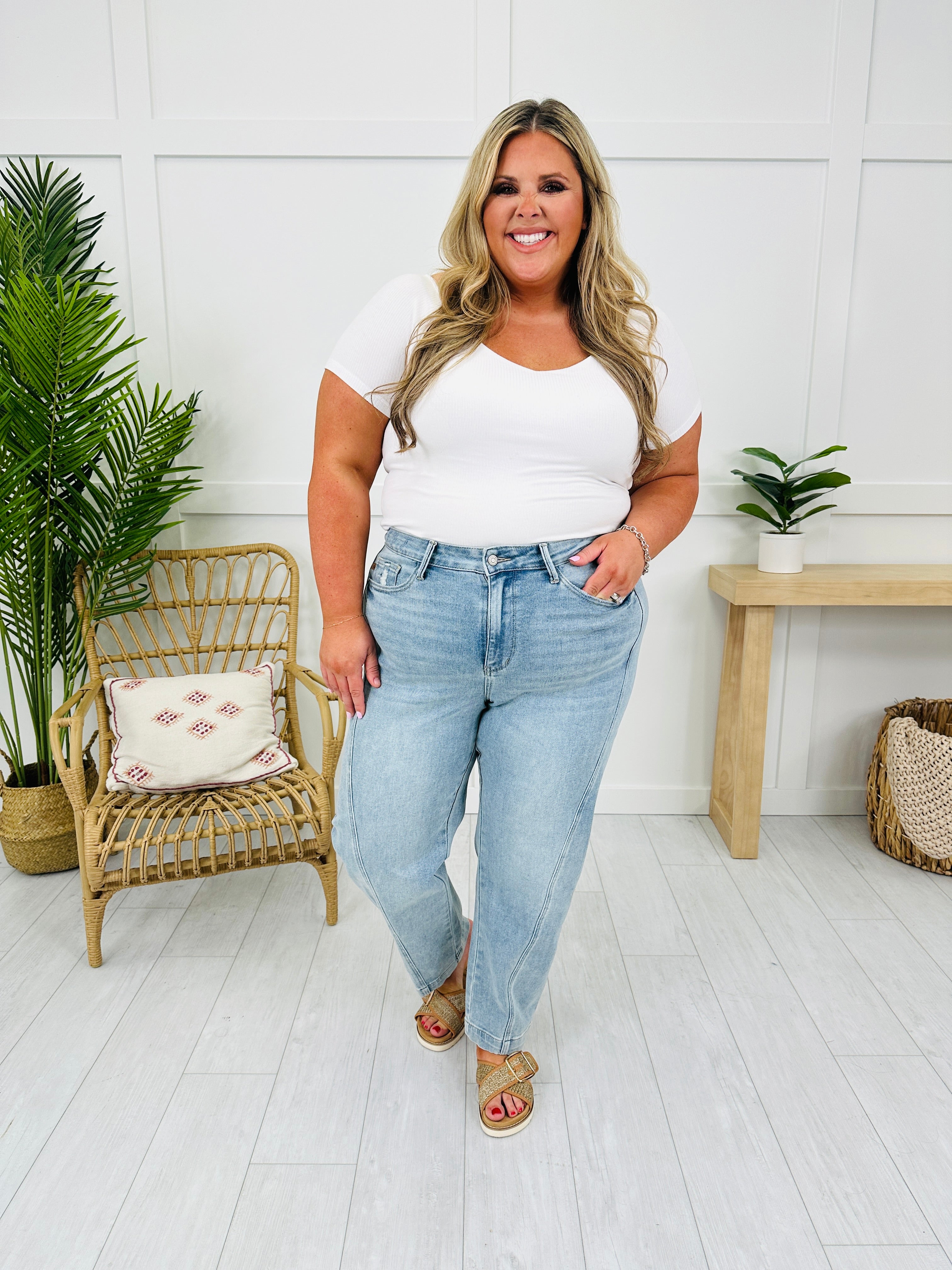 Judy Blue Barrel of Fun Barrel Style Jeans