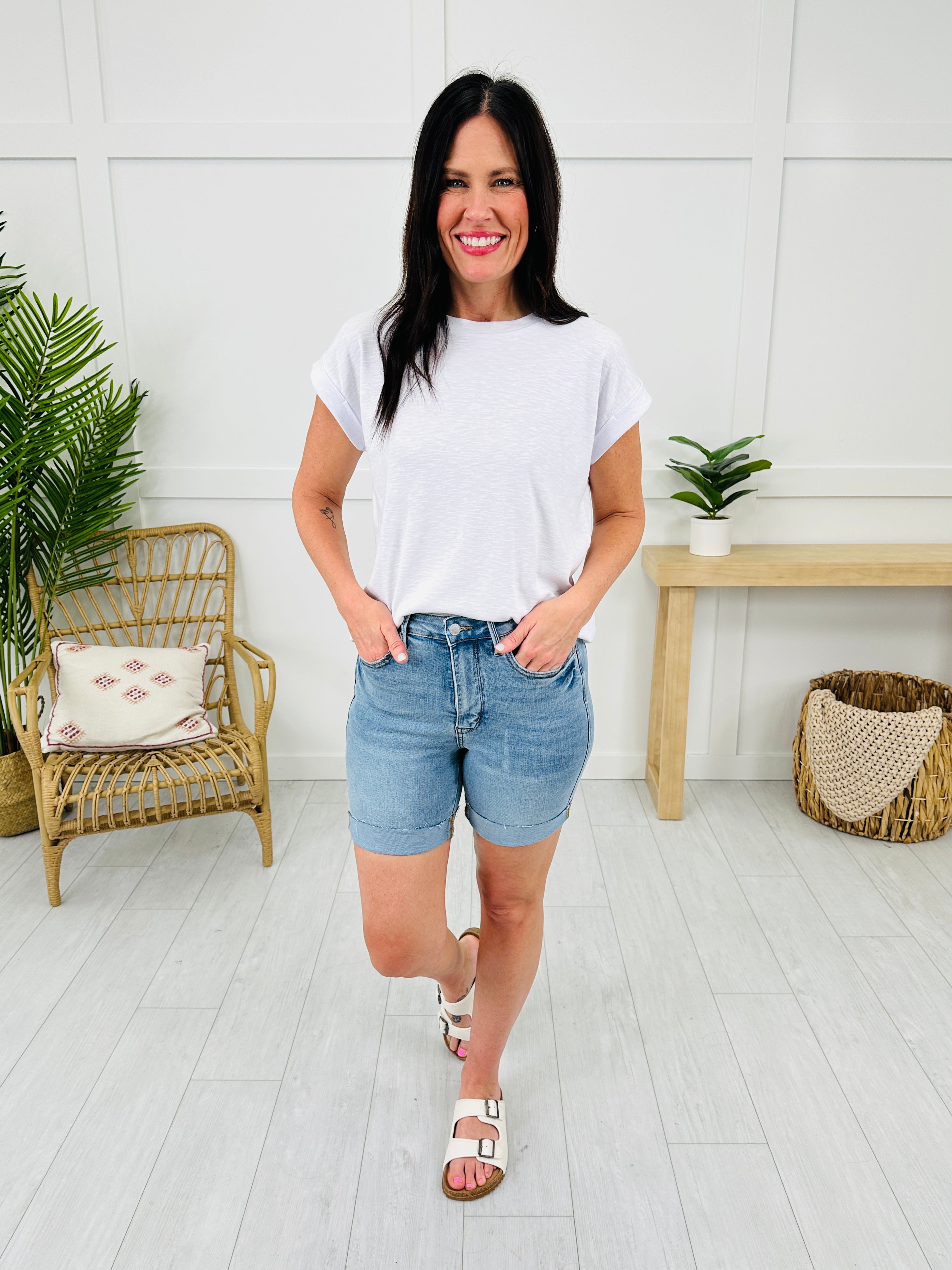 Judy Blue Confident and Cooling Tummy Control Shorts in Reg/Curvy