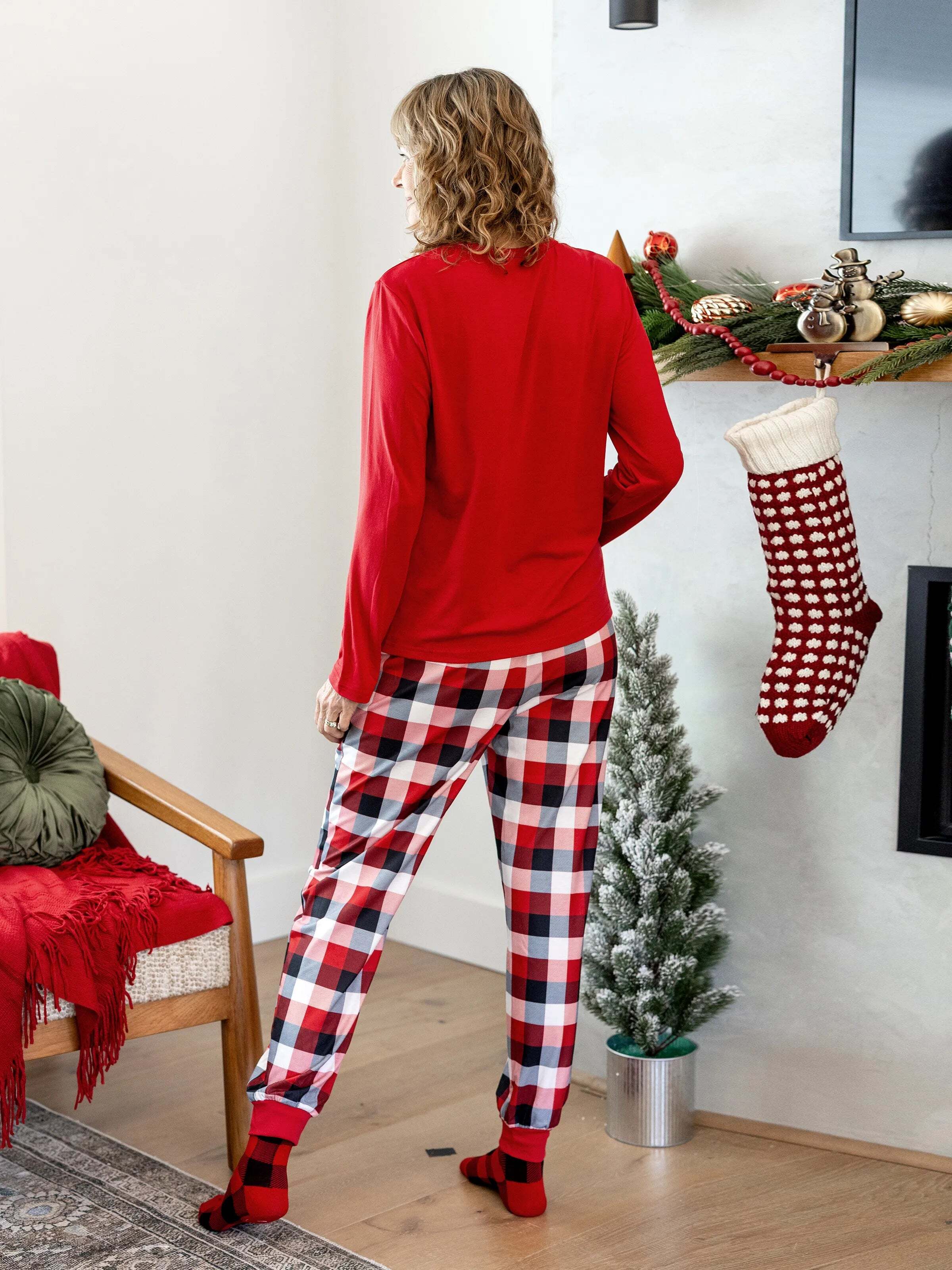 Christmas Matching Family Pajamas Set Glow In The Dark Reindeer Print PJS with Christmas Socks Red