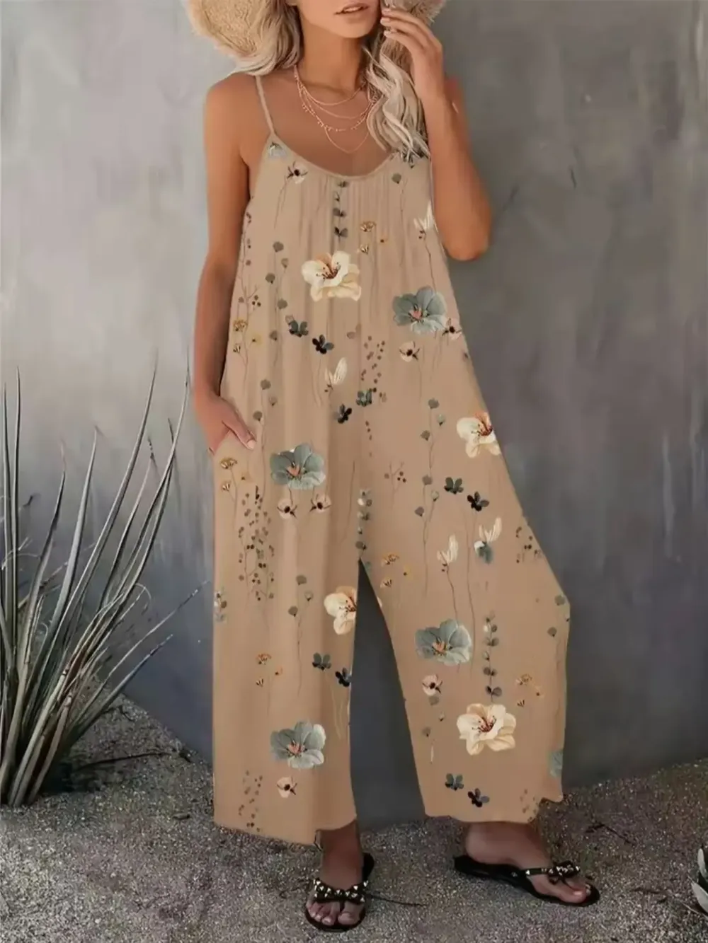 Comfortable Loose Jumpsuit, Perfect Vacation Selection, Just Right Pocket Design, U Neck Ruched Fit