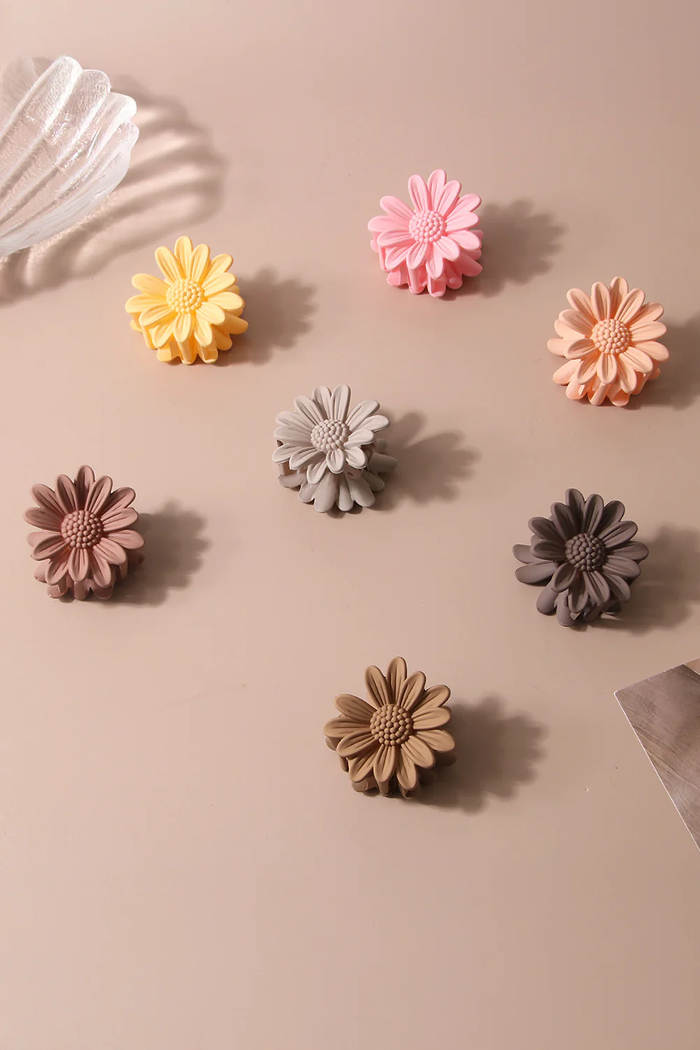 Pink Boho Daisy Flower Frosted Hair Clawclip