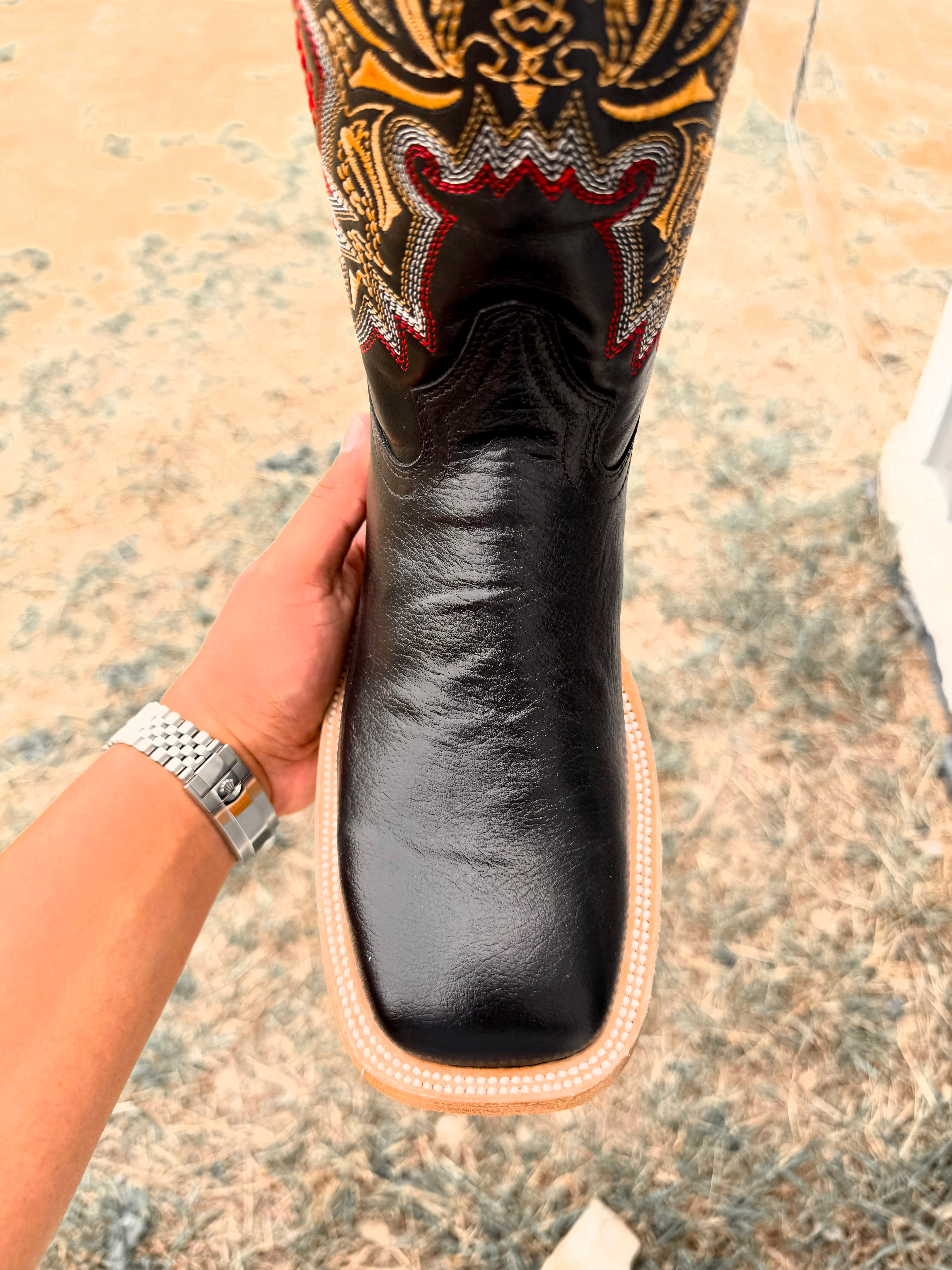 BLOWOUT SALE BOOT #24🚨