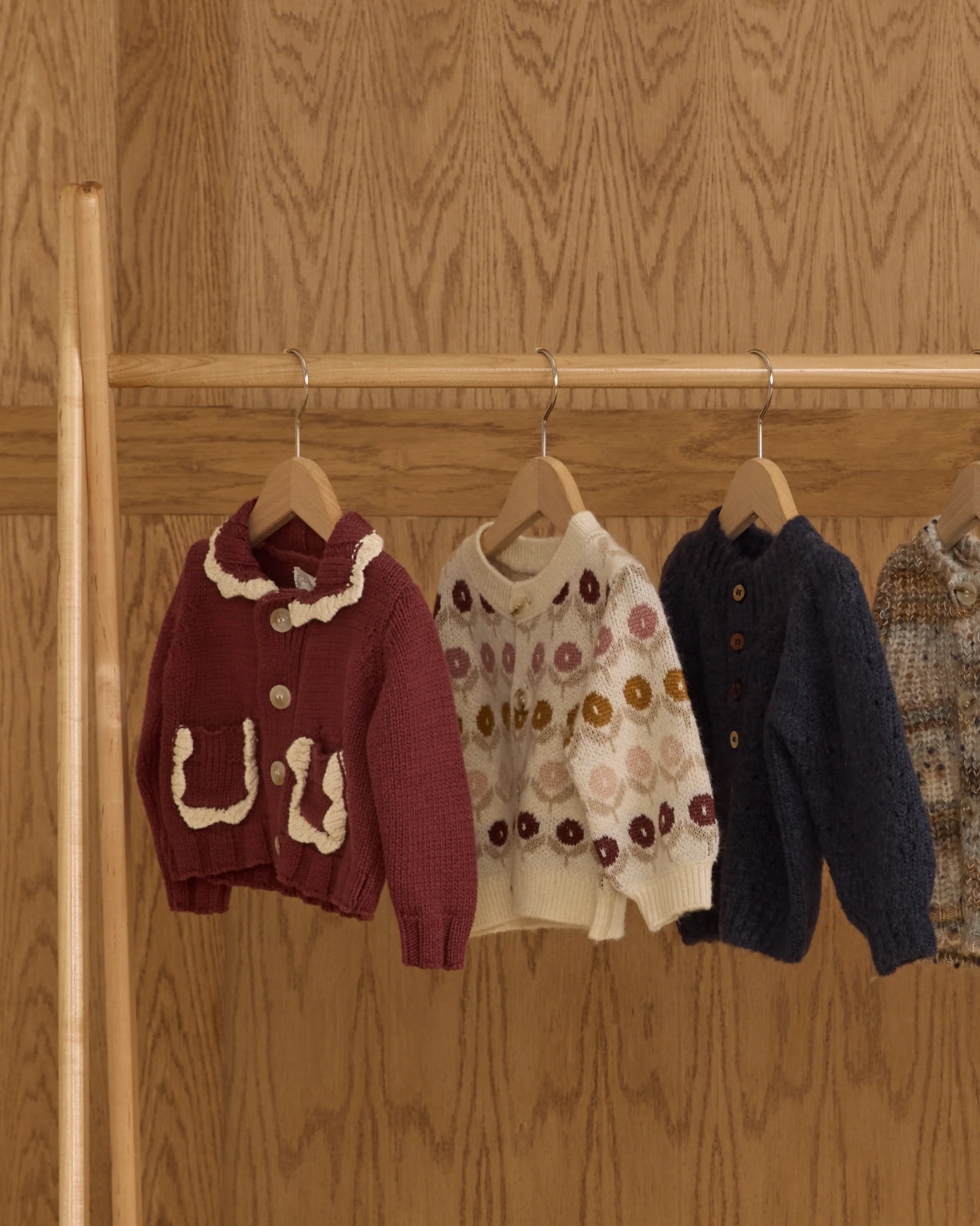 Collared Cardigan || Burgundy