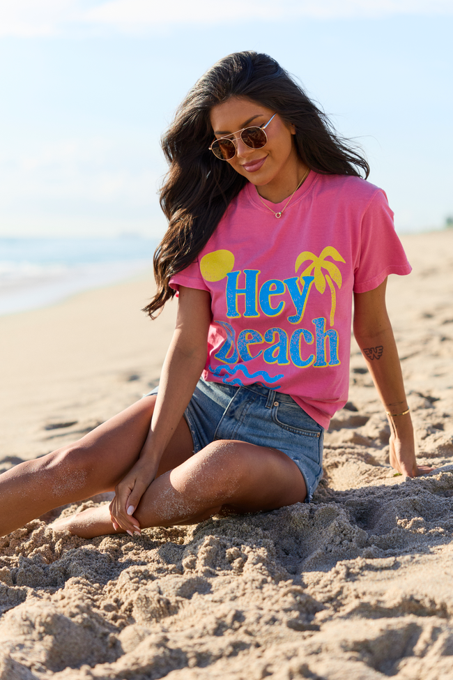 Hey Beach Pink Graphic Tee