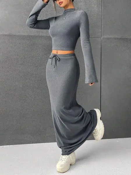 Women's Solid Flounce Sleeve Crop Tee & Skirt Two-piece Set