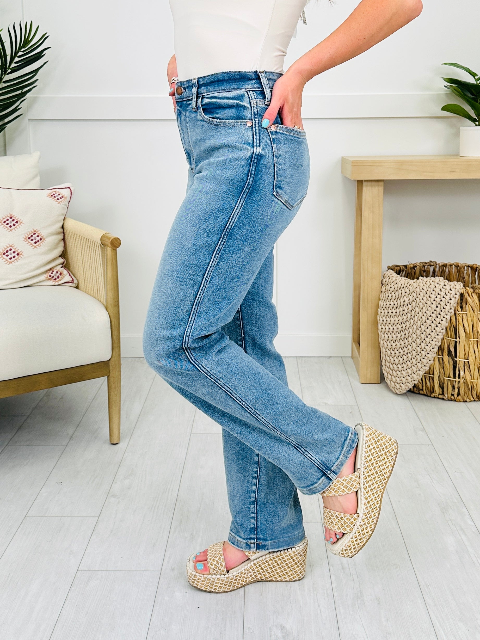 Judy Blue Don't Be Late Straight Leg Jeans