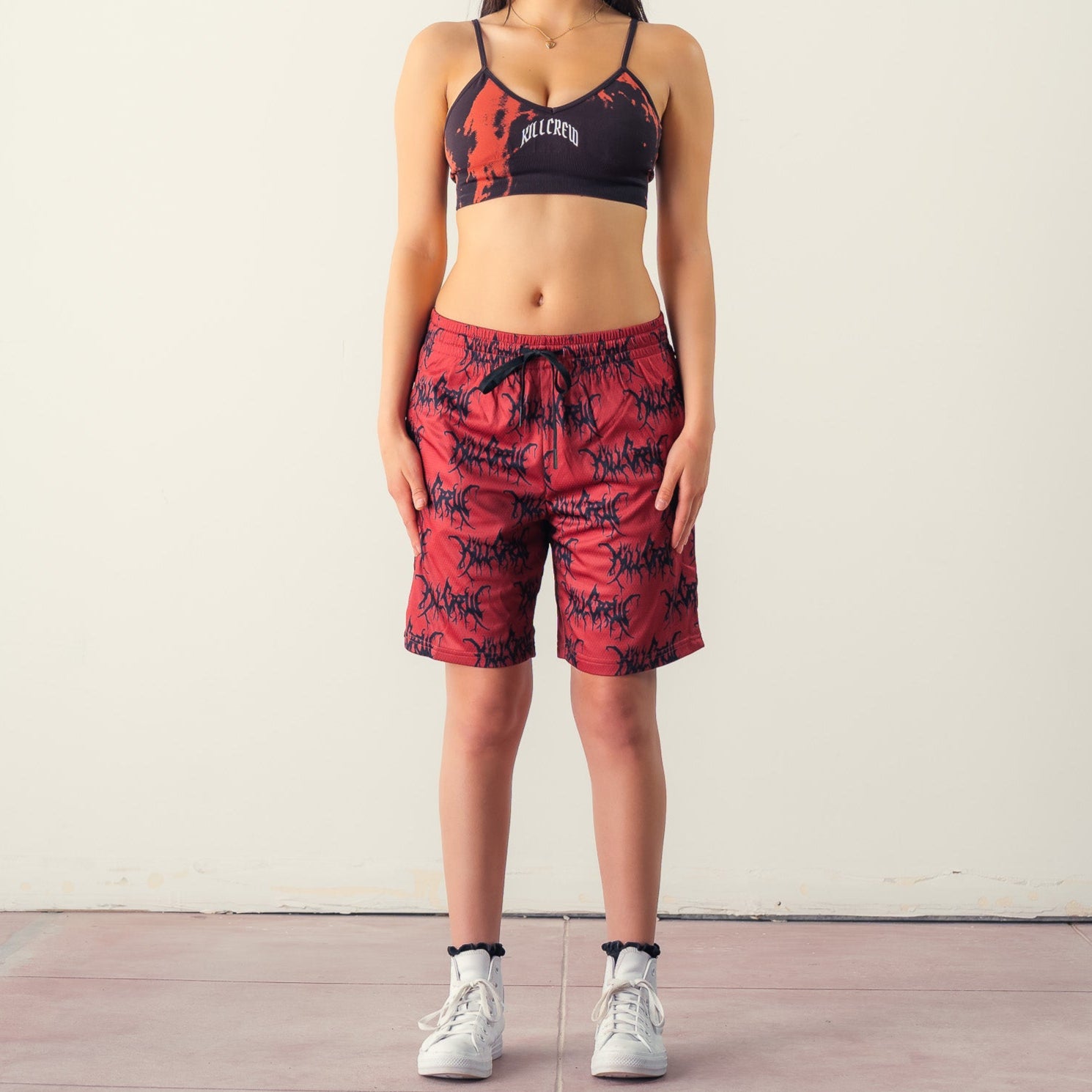 RELAXED CUT SHORTS ALL OVER - RED / BLACK