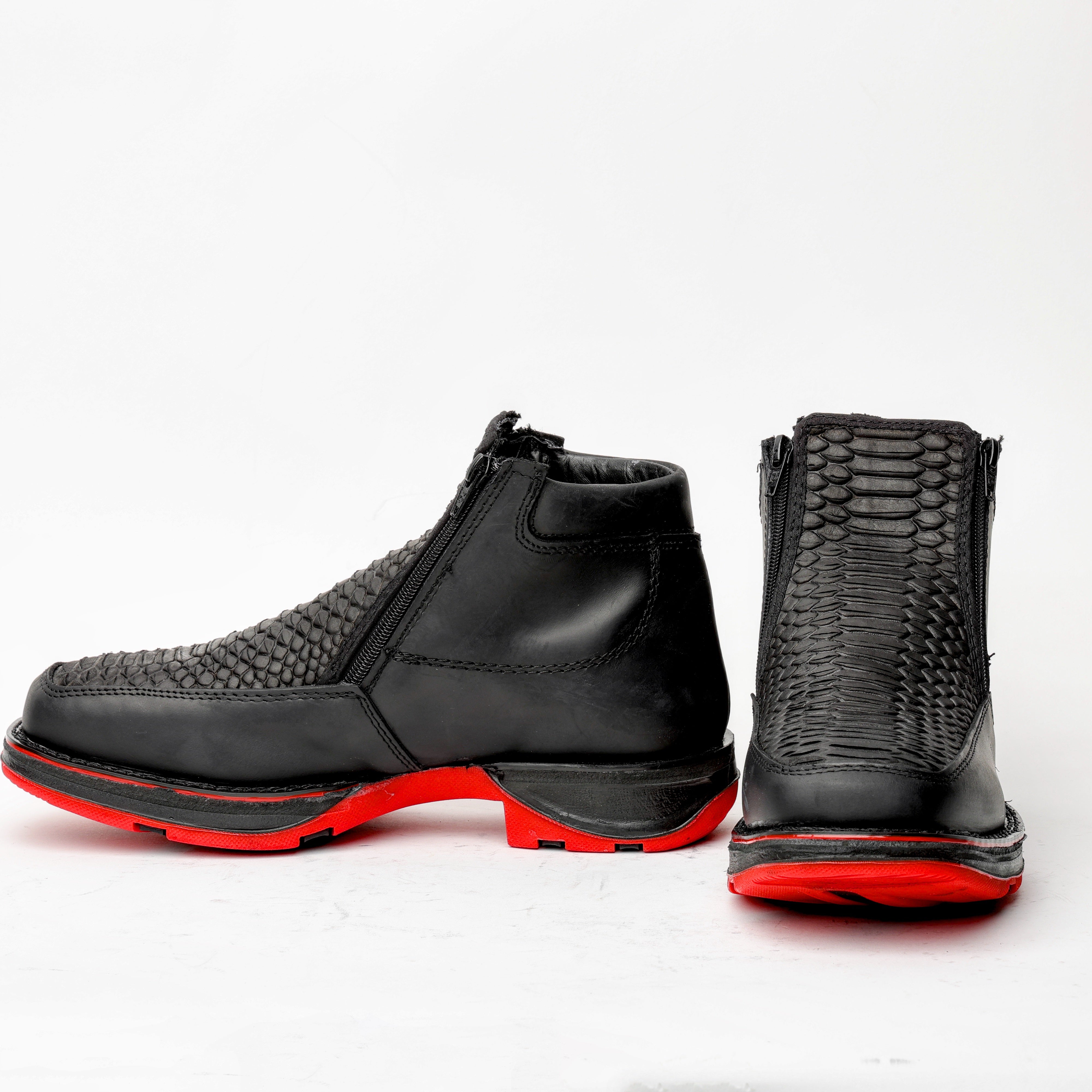 Matte Black Python Leather Botin With 3D Lightweight Soles - Square Toe