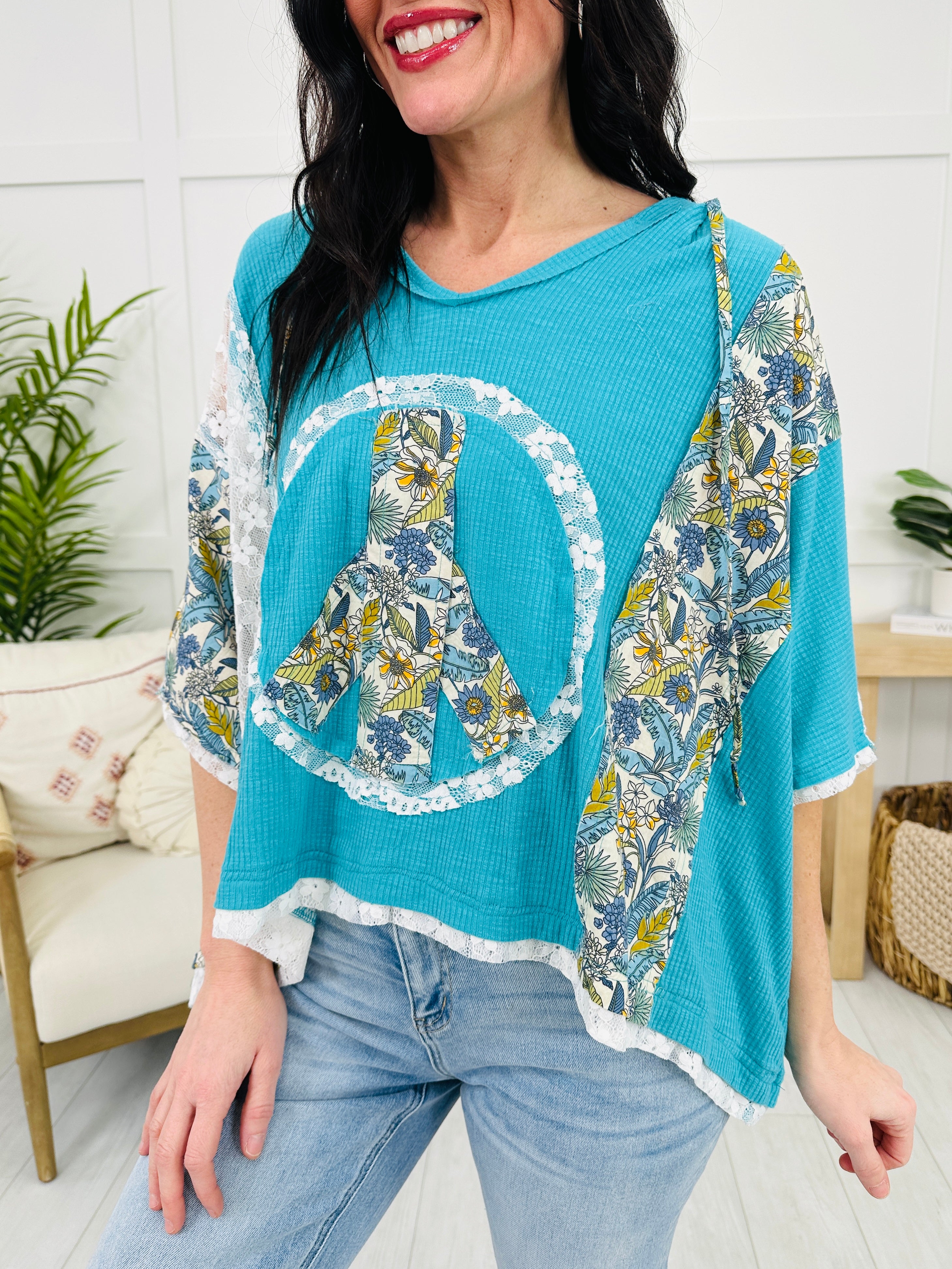 Peaceful Meadow Top In Aqua Blue/Cream