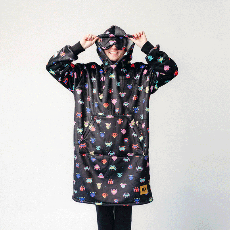 Wearable blanket Oversized with sherpa lining One size fits most.