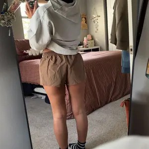 Unisex Side Stripe Deep Gym Shorts – Lightweight Quick-Dry Running Shorts