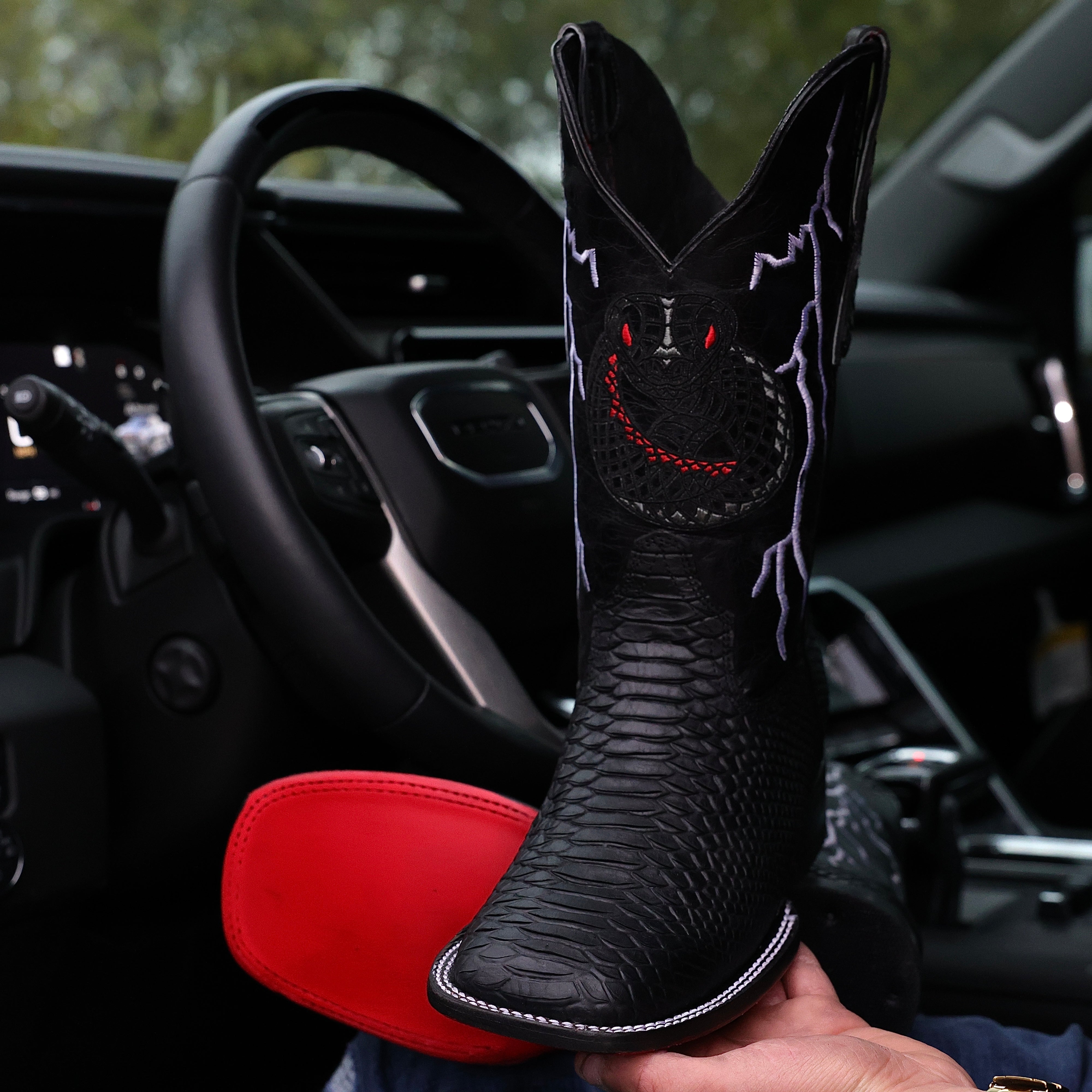 BLOWOUT SALE BOOT #31🚨