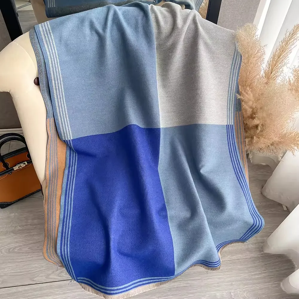 Women's Colorblock Tassel Decor Scarf