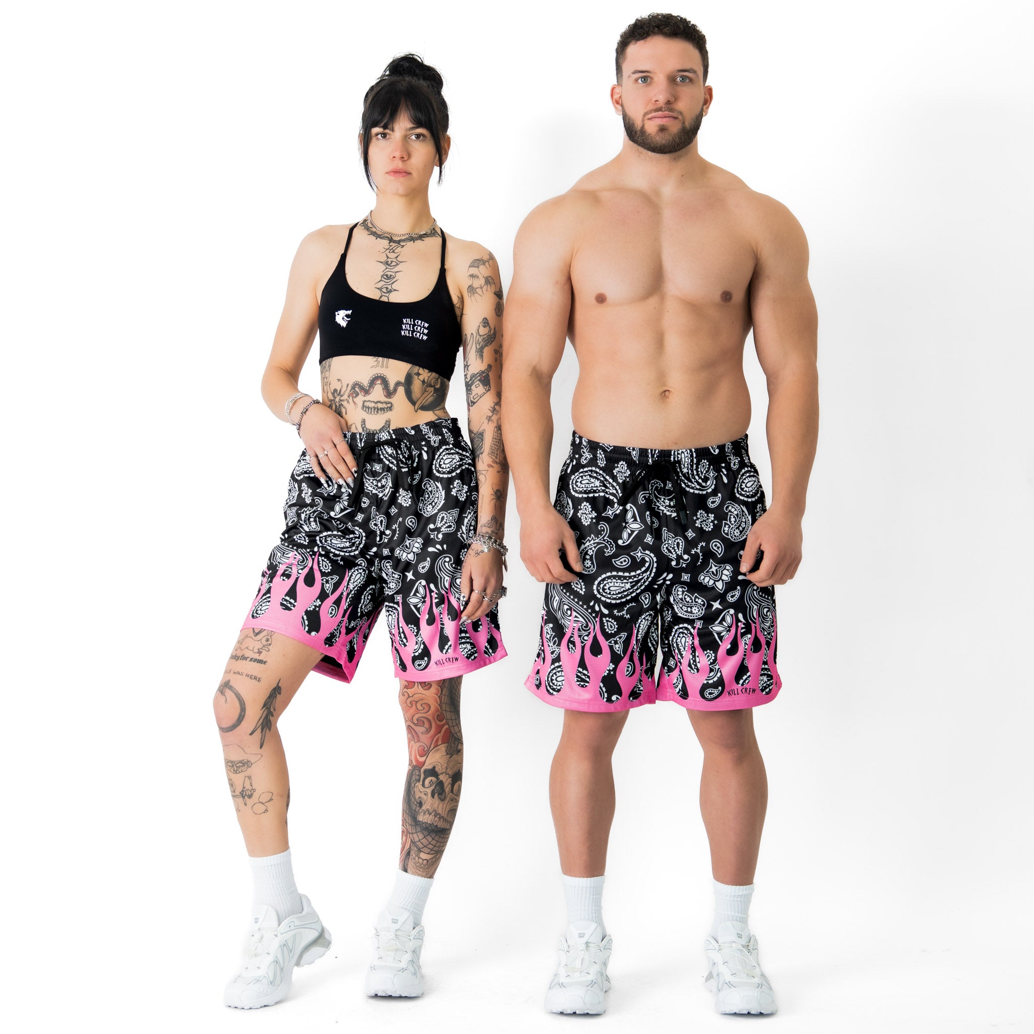 RELAXED CUT SHORTS BANDANA FLAME - BLACK / PINK