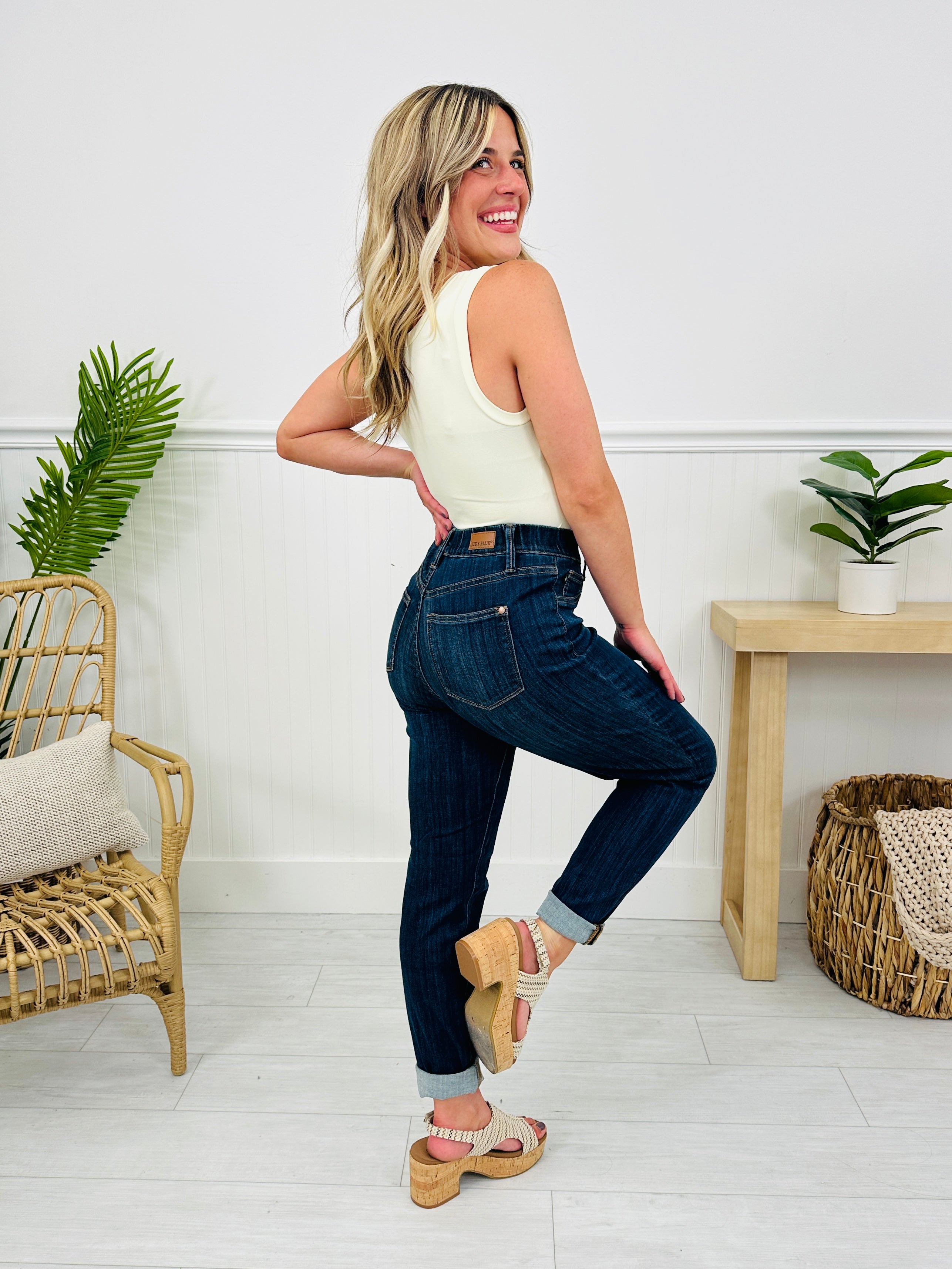 Judy Blue REG/CURVY Pulling Me Back Double Cuff Slim Fit Jeans