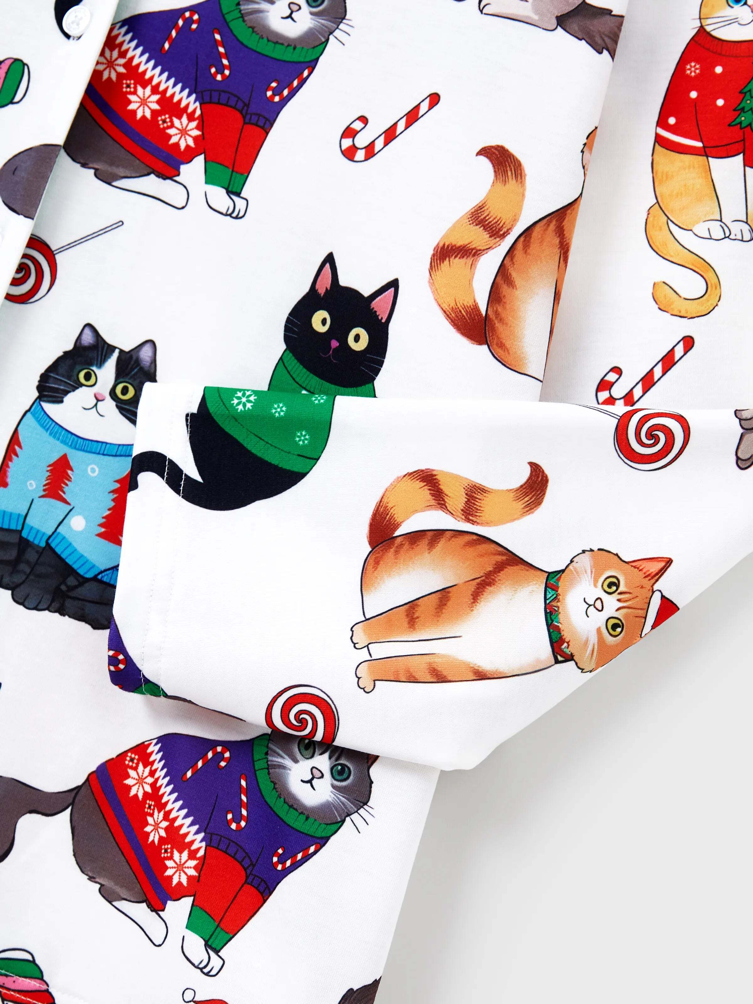 Christmas Matching Family Pajamas Set Christmas Cat Print PJS with Christmas Socks Multi-color