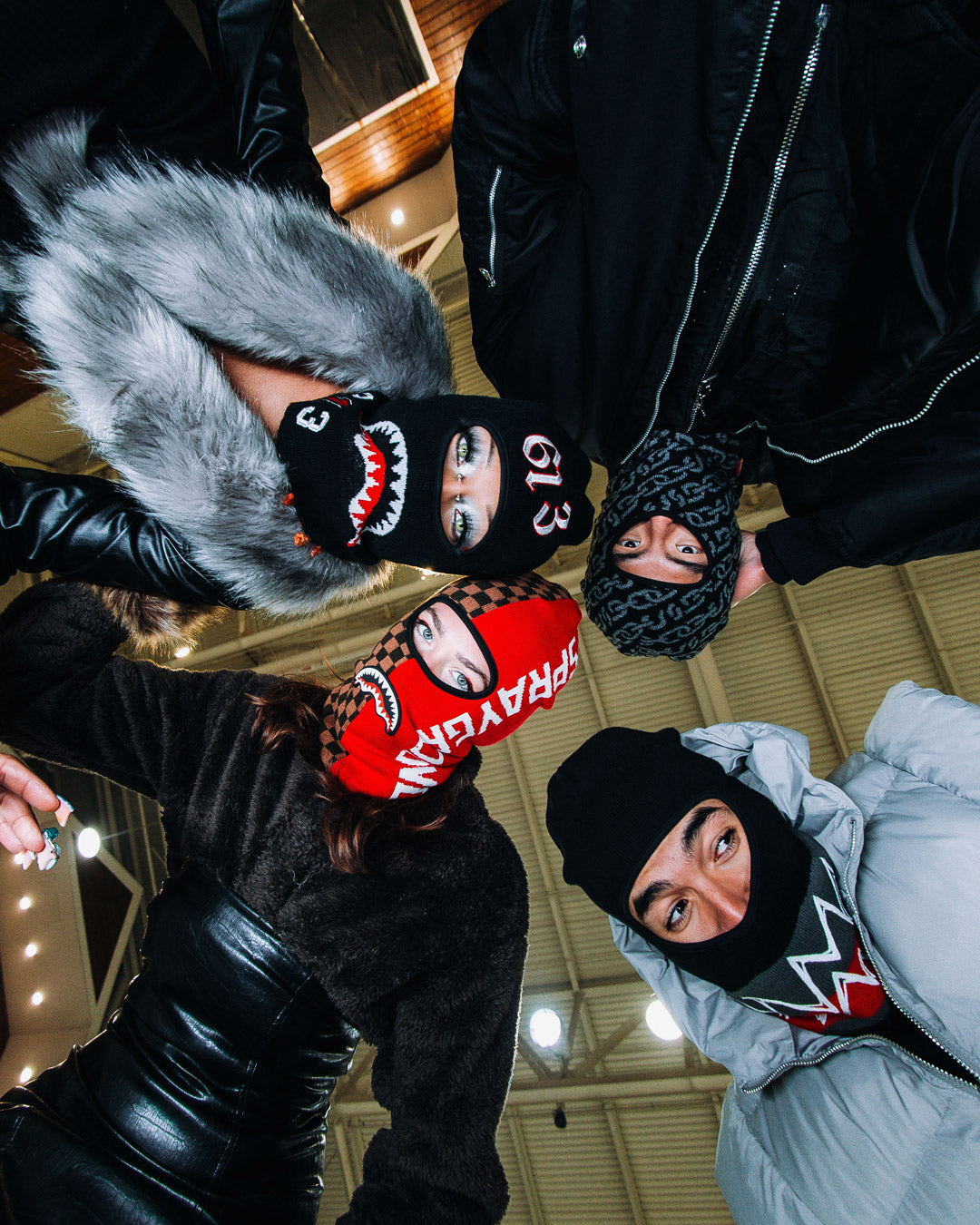 MAGNETIC PULSE SKI MASK