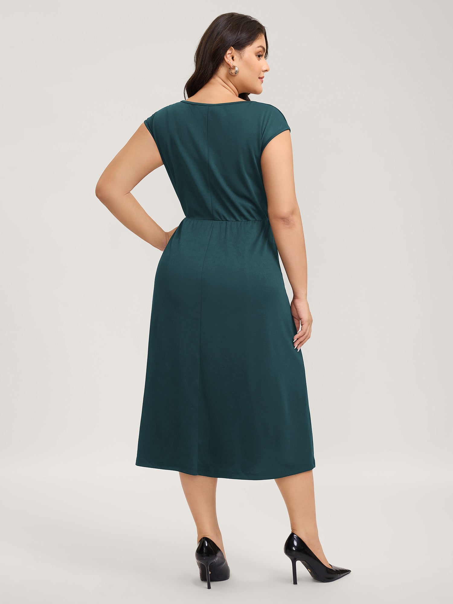 Stretchy Waist Pleated Midi Dress