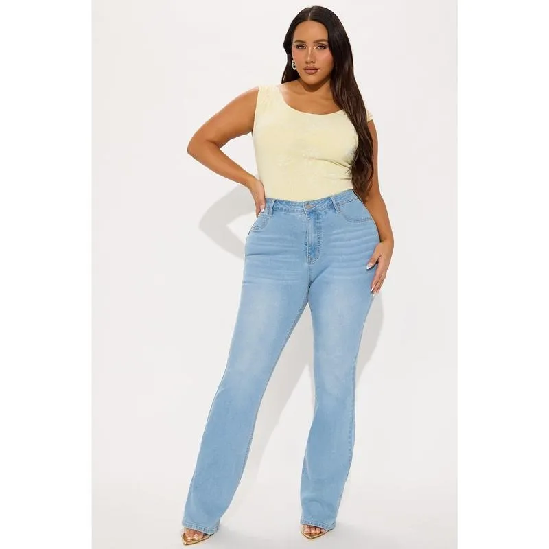Tall Mesa Booty Lifting Stretch Bootcut Jeans - Light Wash