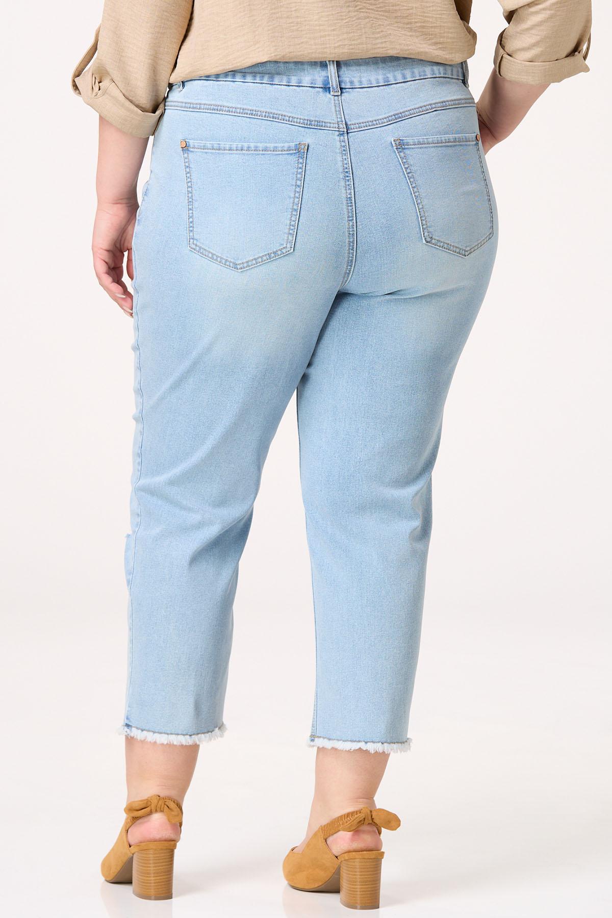Plus Size Light Wash Cropped Jeans