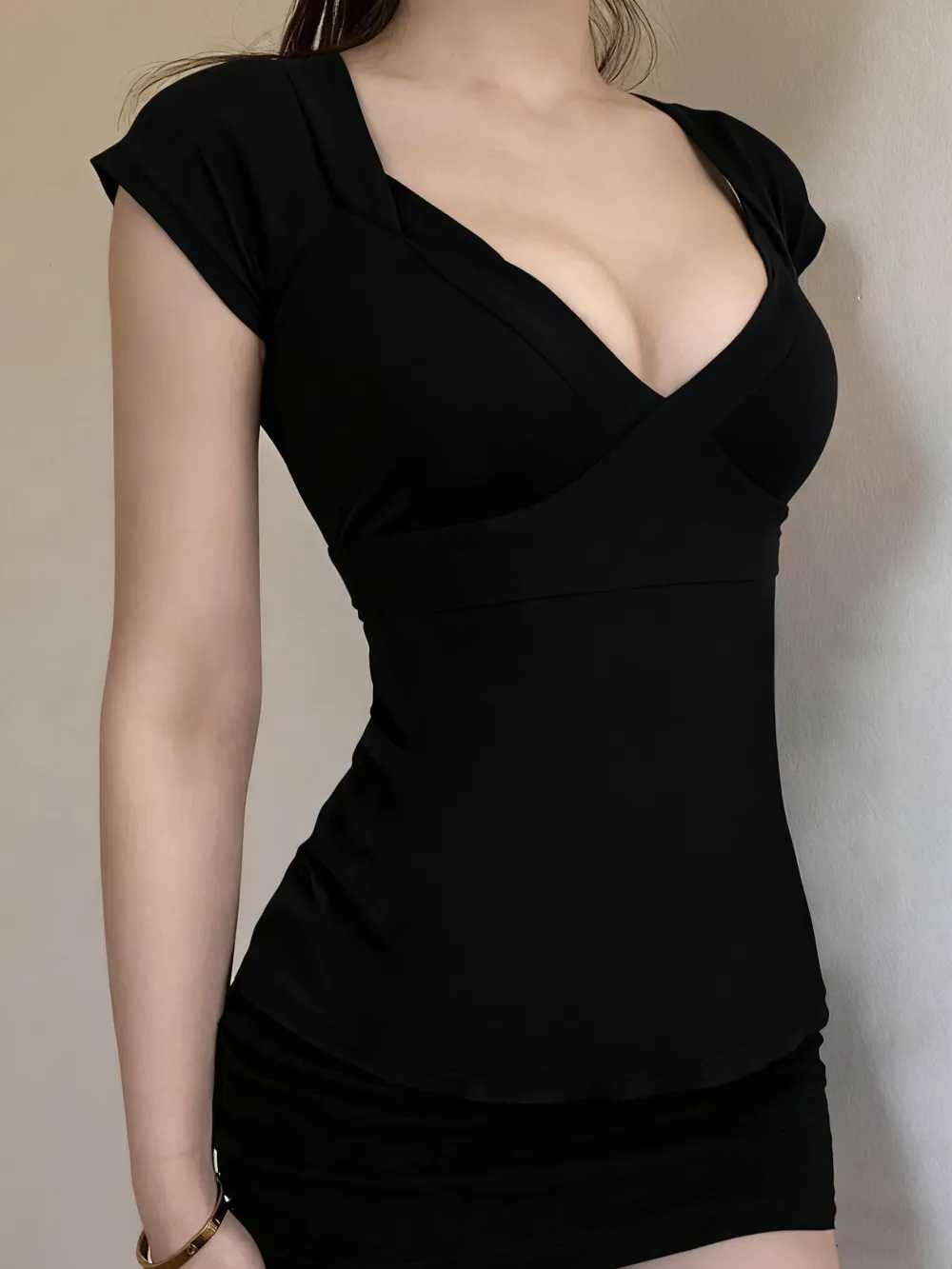 Women's Plain Tee, Basic Casual Minimalist Short Sleeve Slim Fit T-shirt